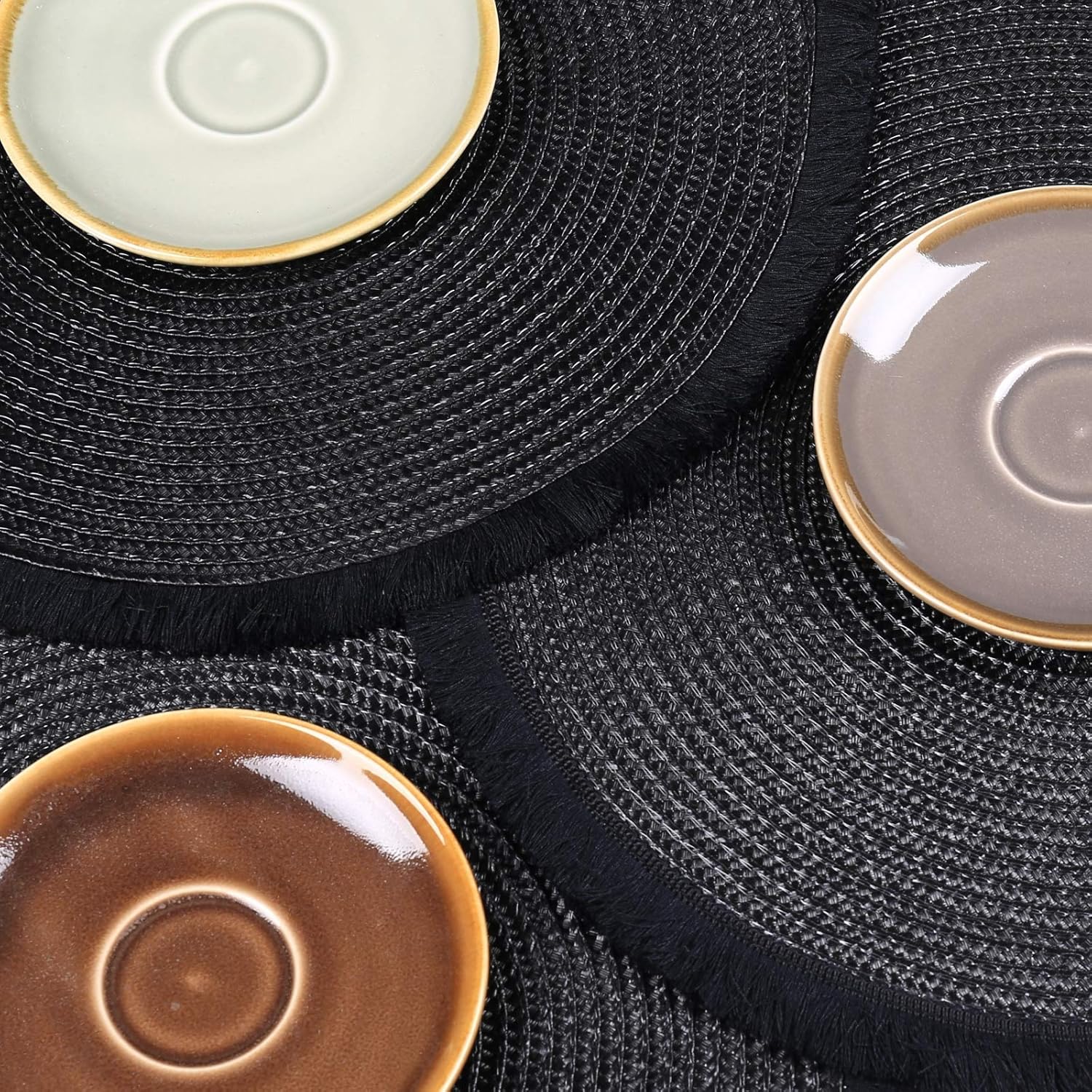 AHHFSMEI Round Braided Placemats 13.8 Inch Round Table Mats for Dining Tables Woven Heat Resistant Place mats Set of 6 (Black Tassels): Home & Kitchen