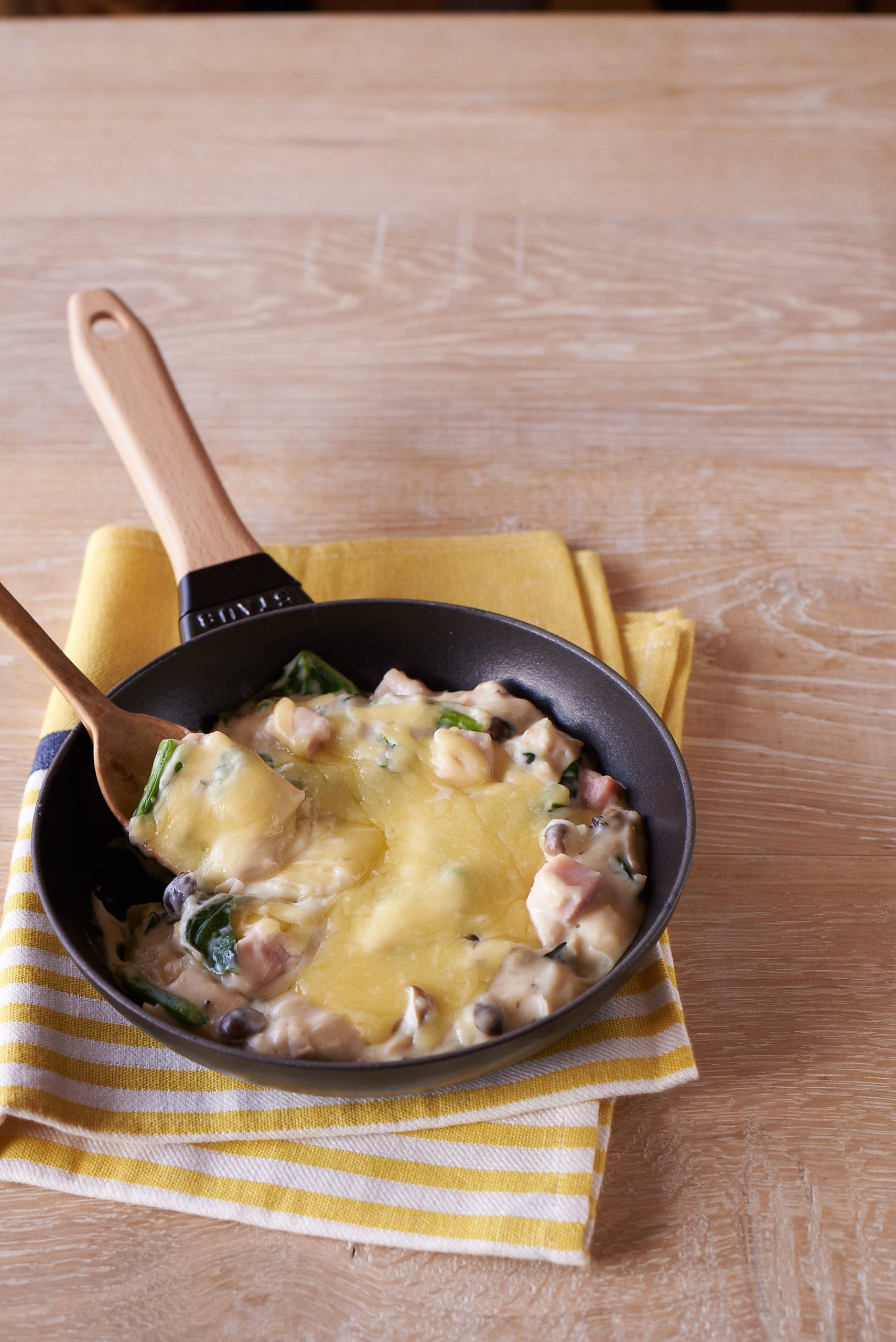 ウイスコ社 フライパン、レシピ本など