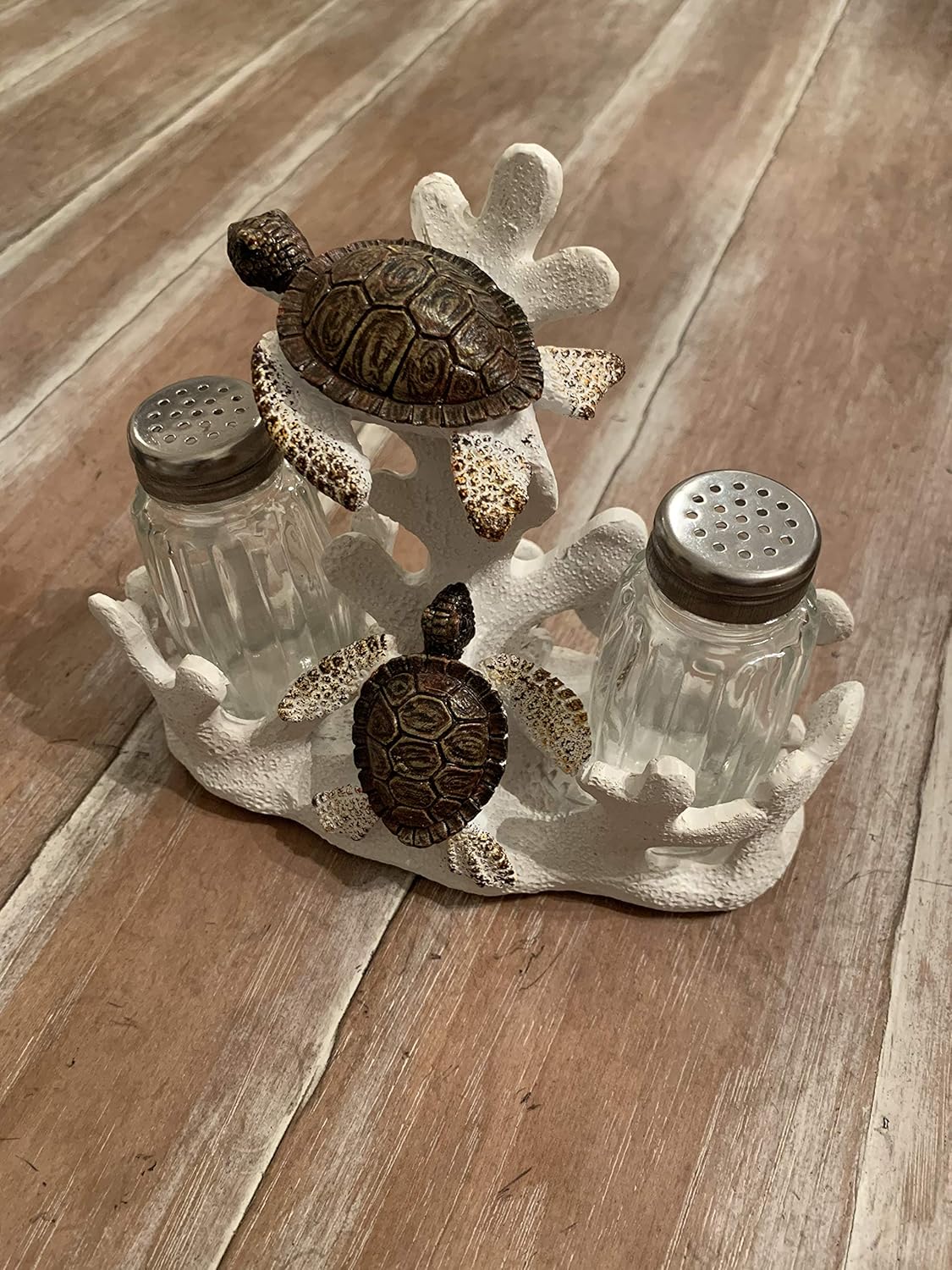 coastal collection outdoor living sea turtle melamine dinnerware on Amazon Com Sea Turtles Salt Pepper Set Ocean Beach Nautical Sea Shell Decor Home Kitchen