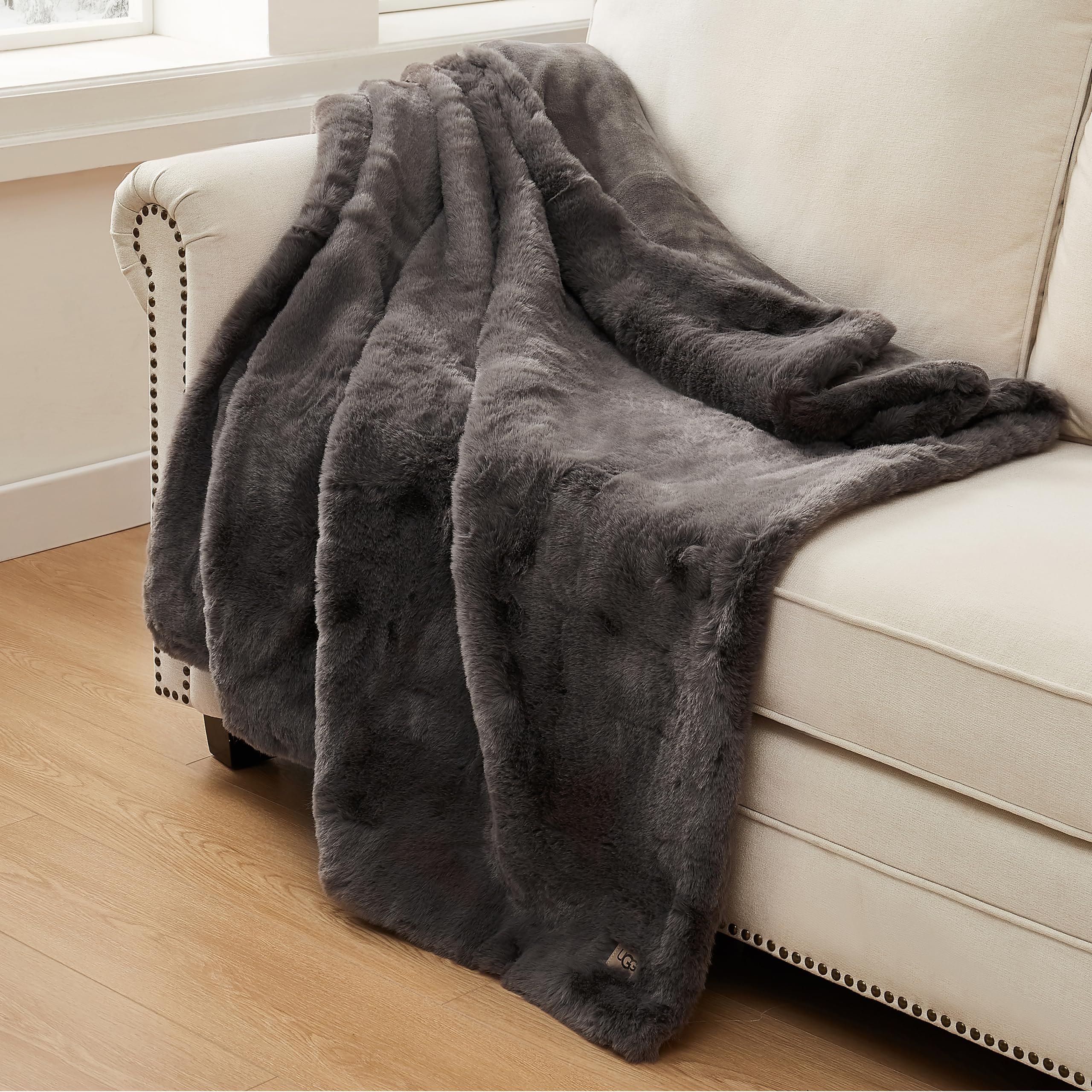 Euphoria Faux Fur Reversible Throw Blanket