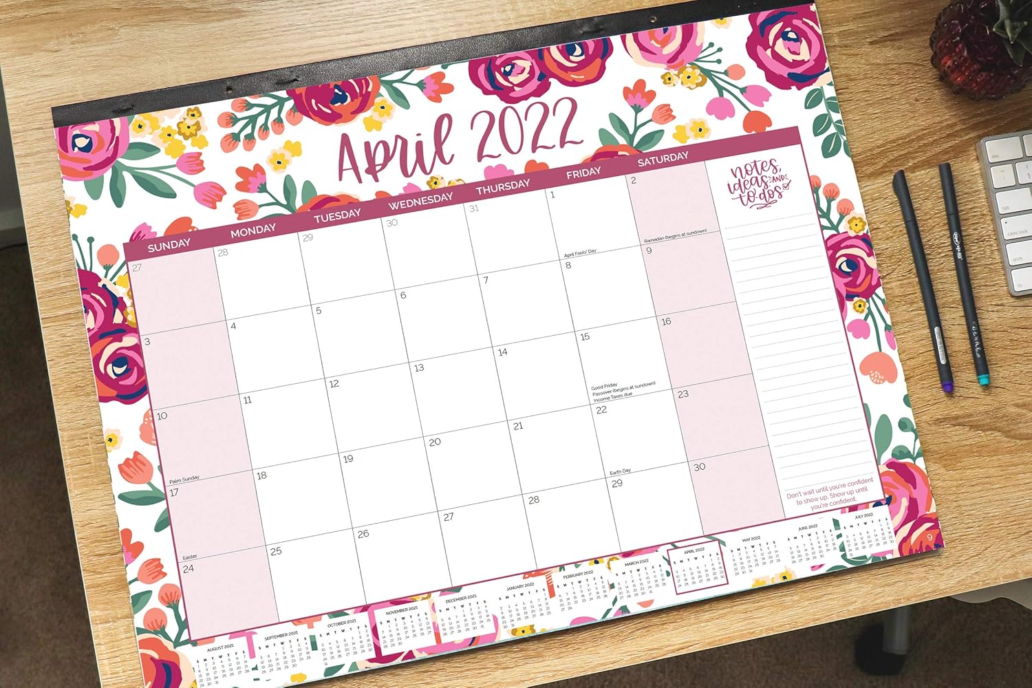 bloom daily planners 2021-2022 Academic Year Desk/Wall Calendar - 21" x 16" Large Monthly Organizer Pad (August 2021 - July 2022) Hanging or Desktop Blotter - Vintage Floral : Office Products