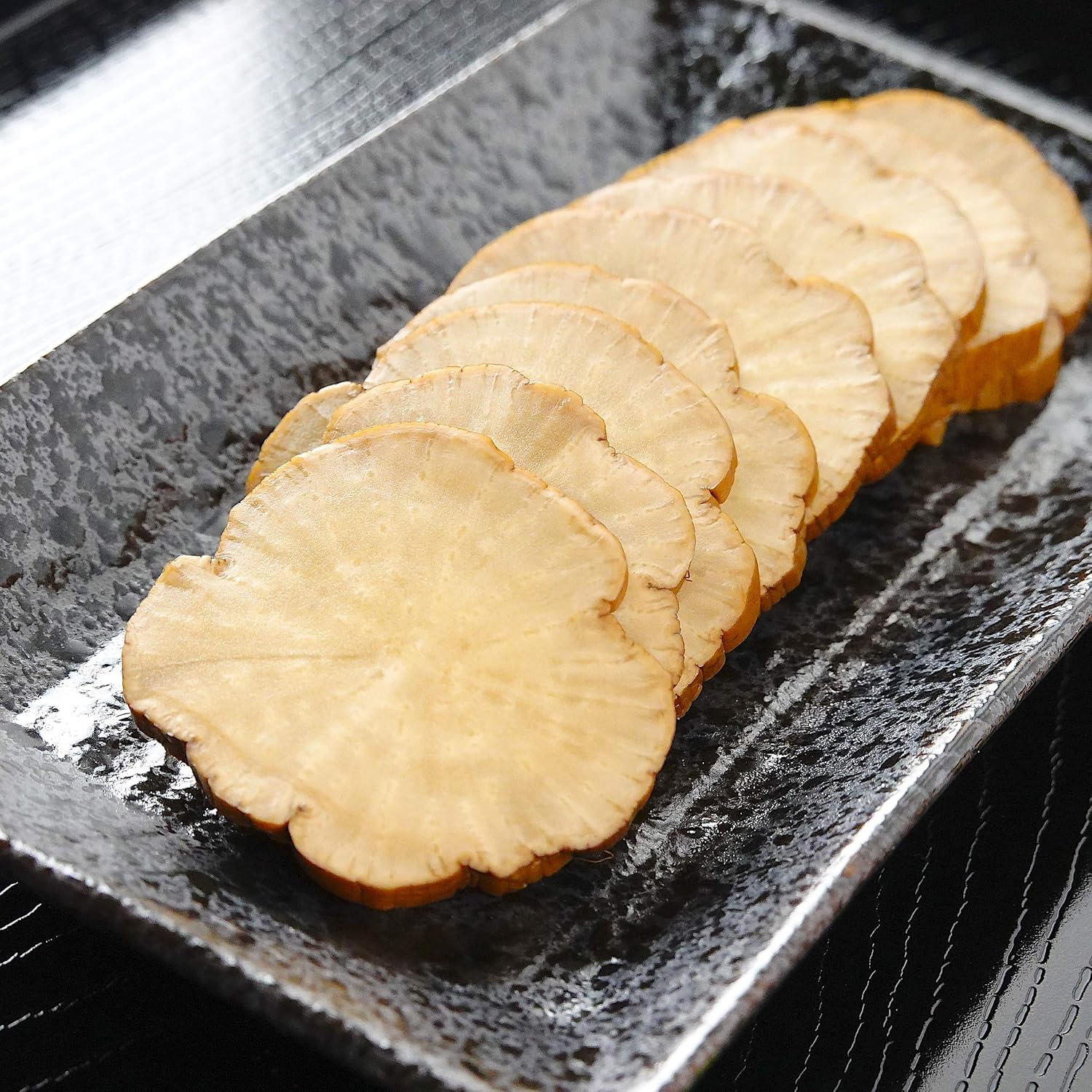 Amazon 酵房 春夏秋冬 秋田名物 広山田村の かあちゃんのいぶりがっこ 大サイズ 漬物 無添加 無農薬 1本 いぶりがっこ たくあん 通販