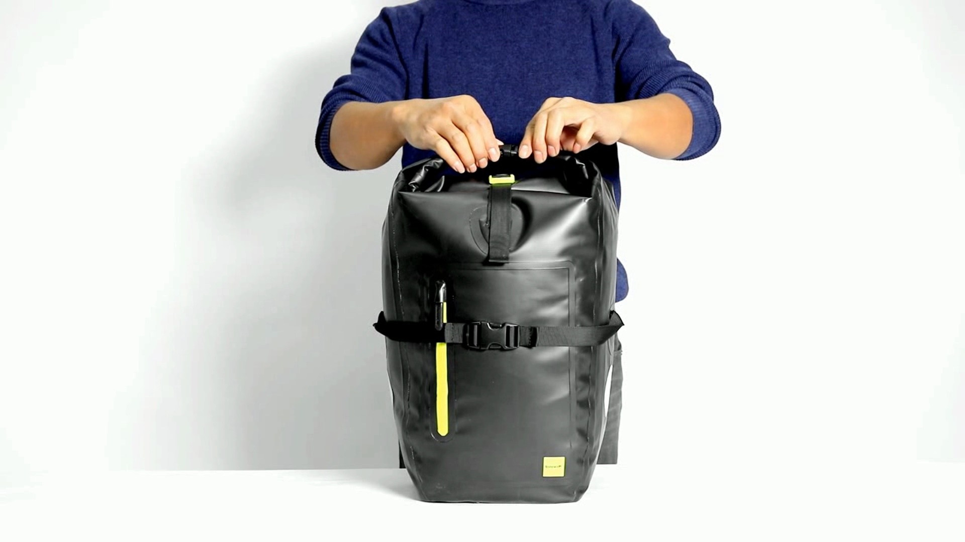 Watch WATERFLY 25L Bike Panniers Bag Waterproof on Amazon Live
