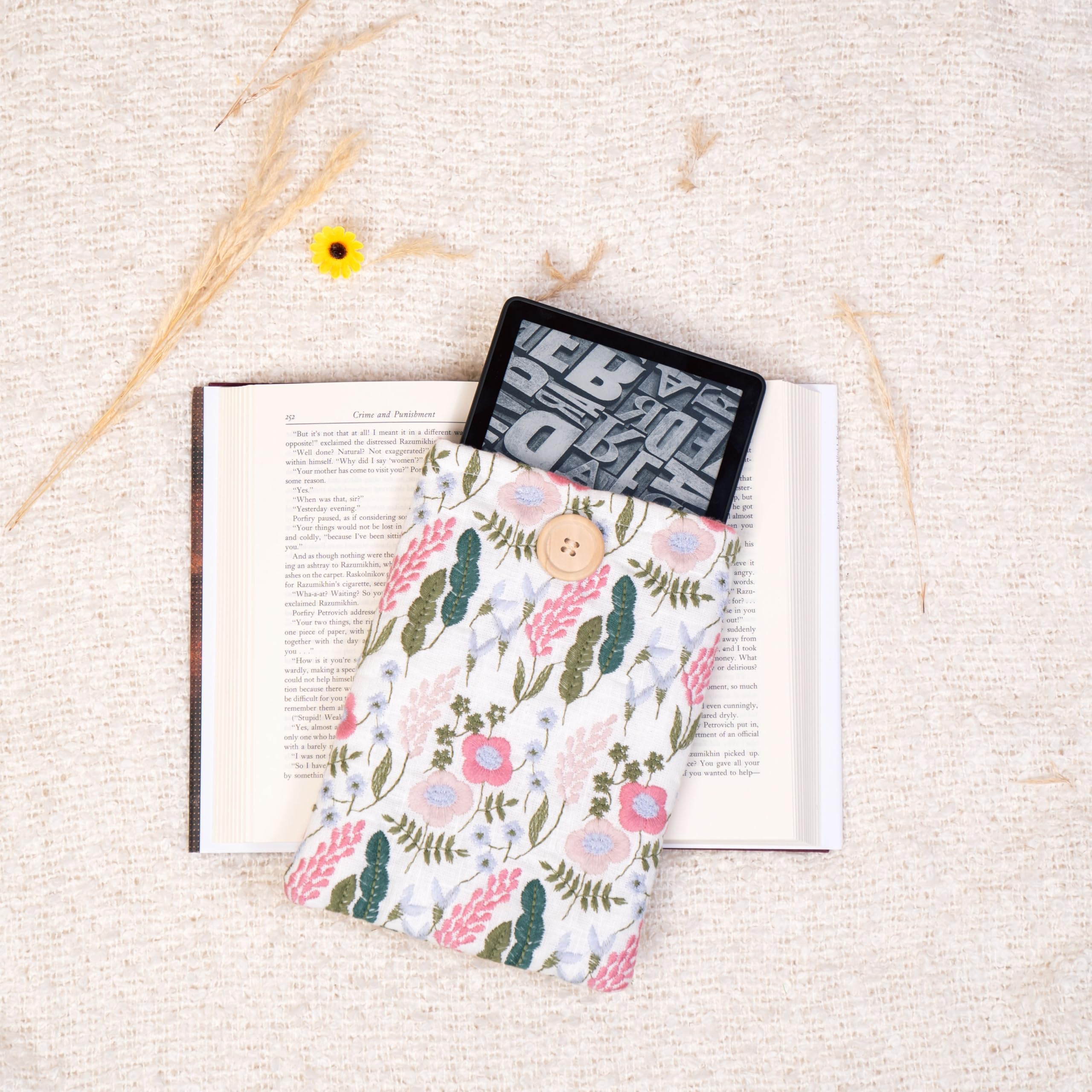 Embroidered Floral Kindle Sleeve - Compatible with Paperwhite/Basic (6''), Paperwhite (6.8''), Signature (6.8'') - Cotton Padded E-Reader Cover - Tablet Pouch (Lavender Garden - White)