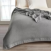 Great Bay Home 100% Cotton Blanket for Twin Size Bed | Lightweight and Breathable Waffle Weave Blankets for Summer & Spring | Versatile, Layering Grey Bed Blanket, Light Grey, 90x66 inches