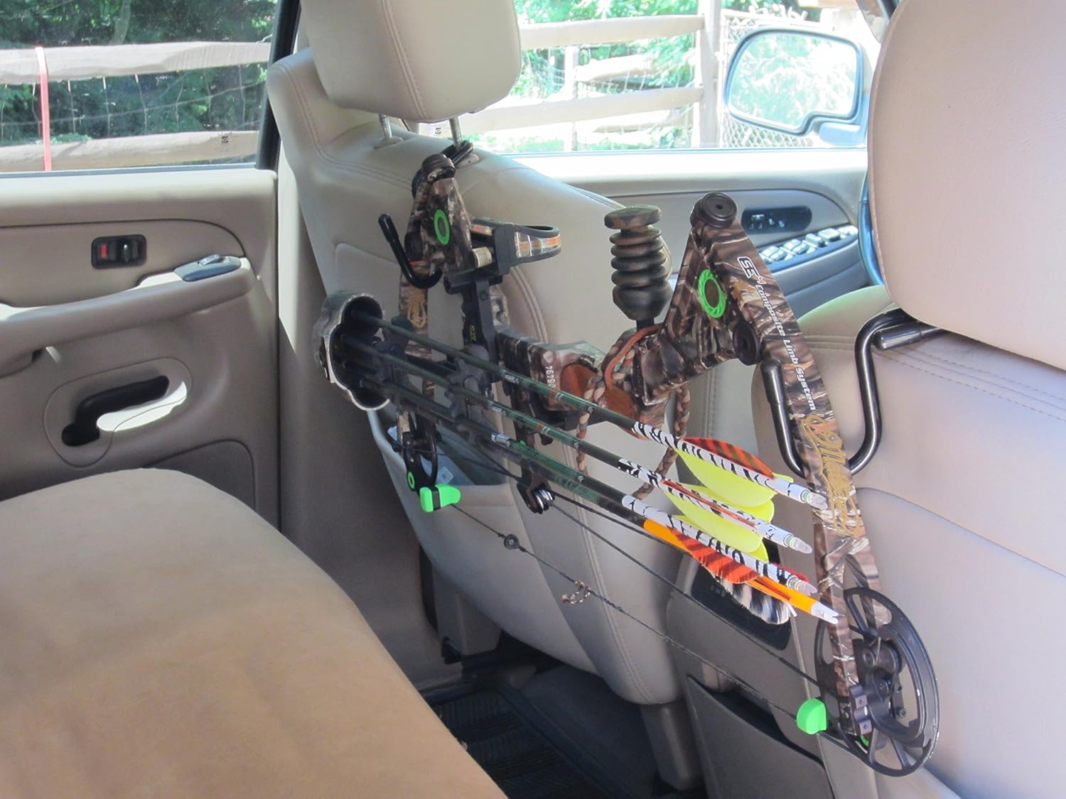 Gun Rack Sportsmans Seat Hooks (Short Model): Sports & Outdoors