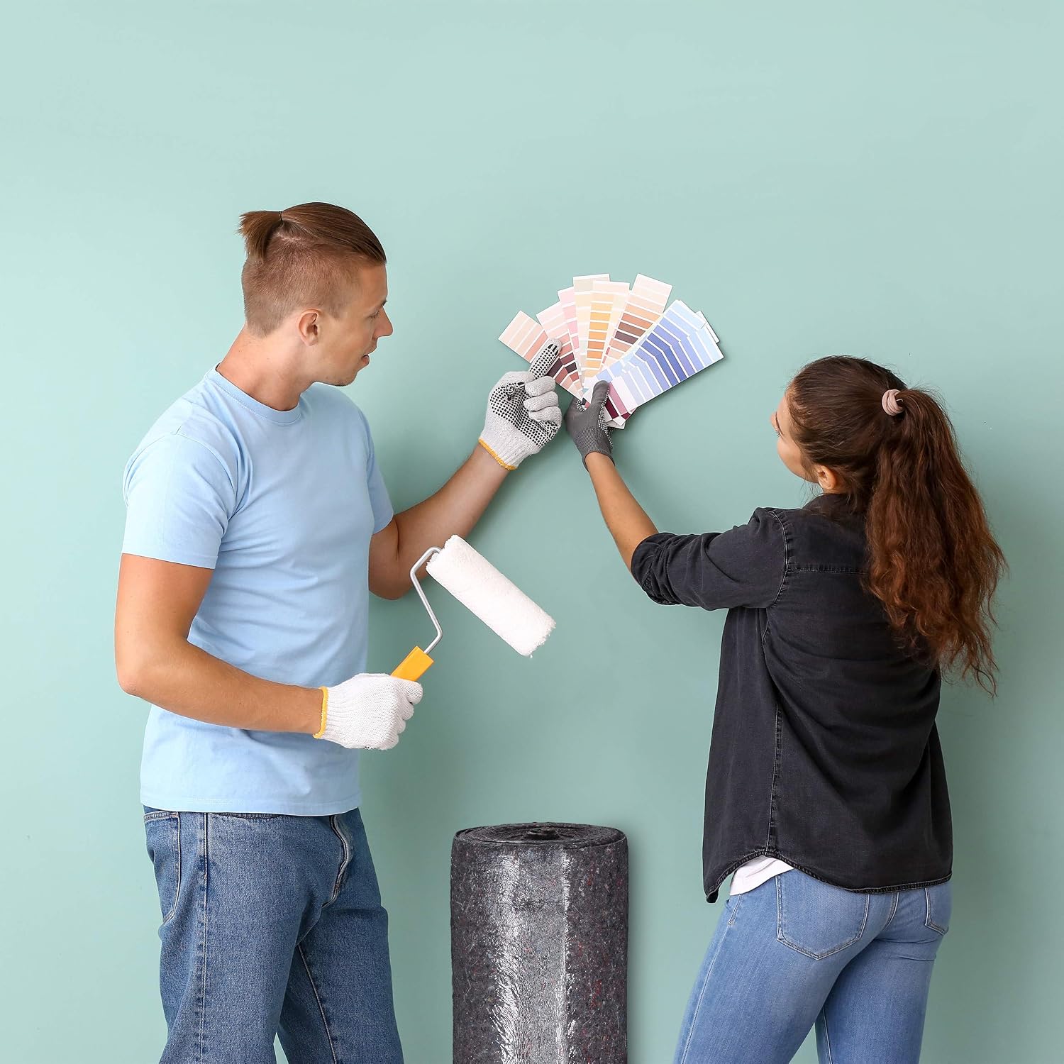 Relaxdays Dust Sheet, Drop Cloth Roll, 1 x 50 m, 50m², Non-Slip, Waterproof, 180g/m², Painting Floor Protection, Grey - Image 4