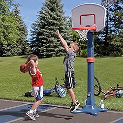 Step2 Shootin' Hoops Pro Basketball Set