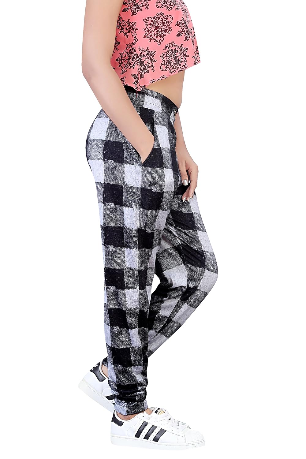 yuvraah women's grey chess checks track pant