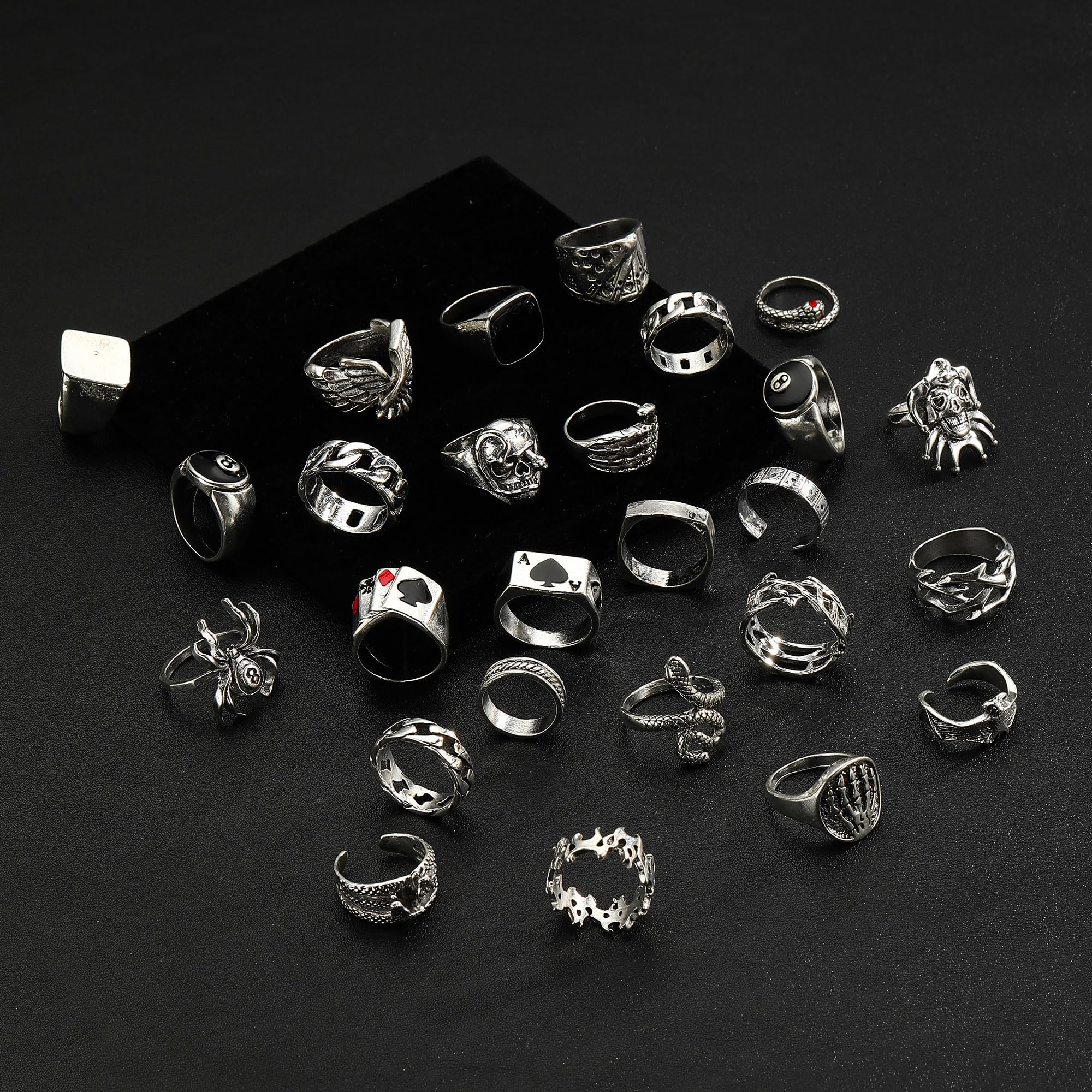 26 Pcs Vintage Silver Punk Rings Set for Men Cool Gothic Chunky Rings Statement Snake Wing Signet Ring Set