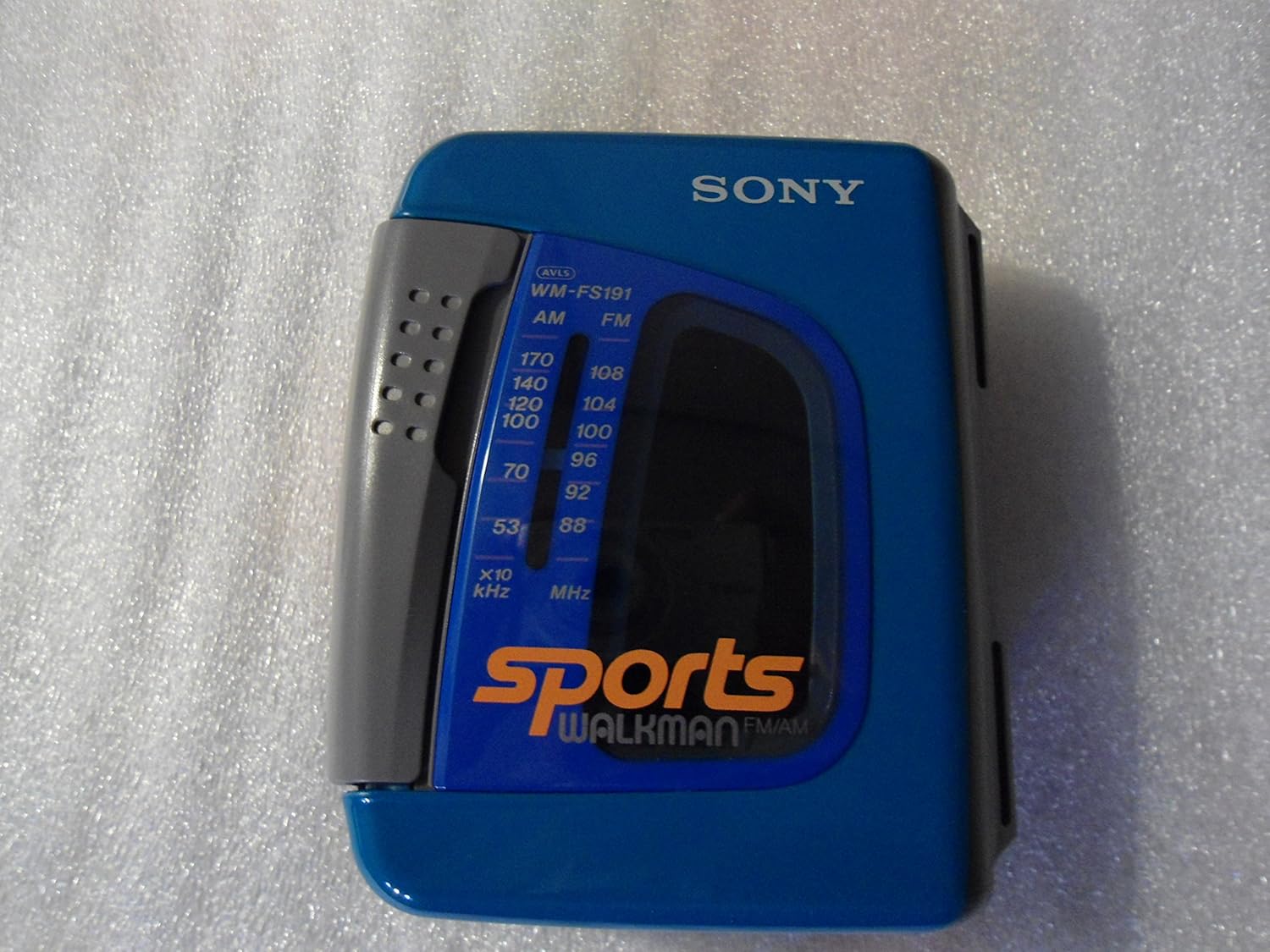Vintage Sony Sports Walkman AM/FM Radio Amazon.co.uk Electronics