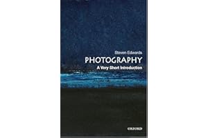 Photography: A Very Short Introduction (Very Short Introductions)