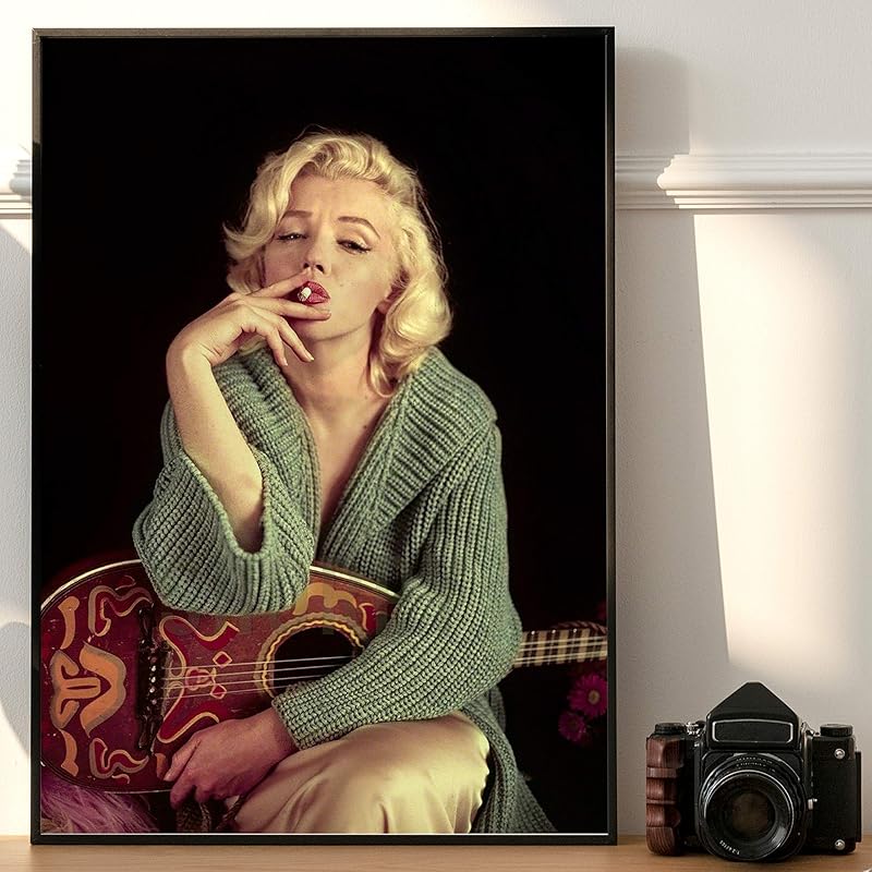 Marilyn Monroe poster. Marilyn Monroe guitar