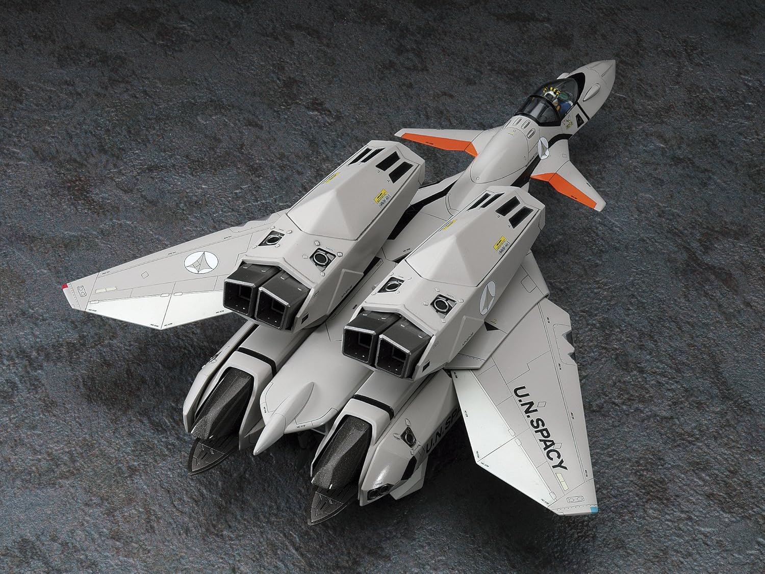 マクロス Experten 1/100 VF-11B THUNDERBOLT VF-11B Super Thunderbolt [Macross PLUS] (Plastic model) | eBay