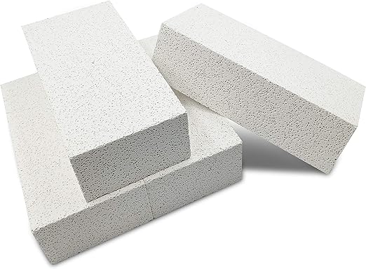 Amazon Com Pack Of 4 Insulating Fire Brick For Forge Soft Insulated Fire Brick For Pizza Oven Kilns 2700f Fireplace Bricks Fire Pit Accessories For Heater Metal Clay Jewelry Soldering 9 X 4 5 X