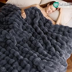 PLUUSHUU Faux Fur Throw Blanket for Couch, Fluffy