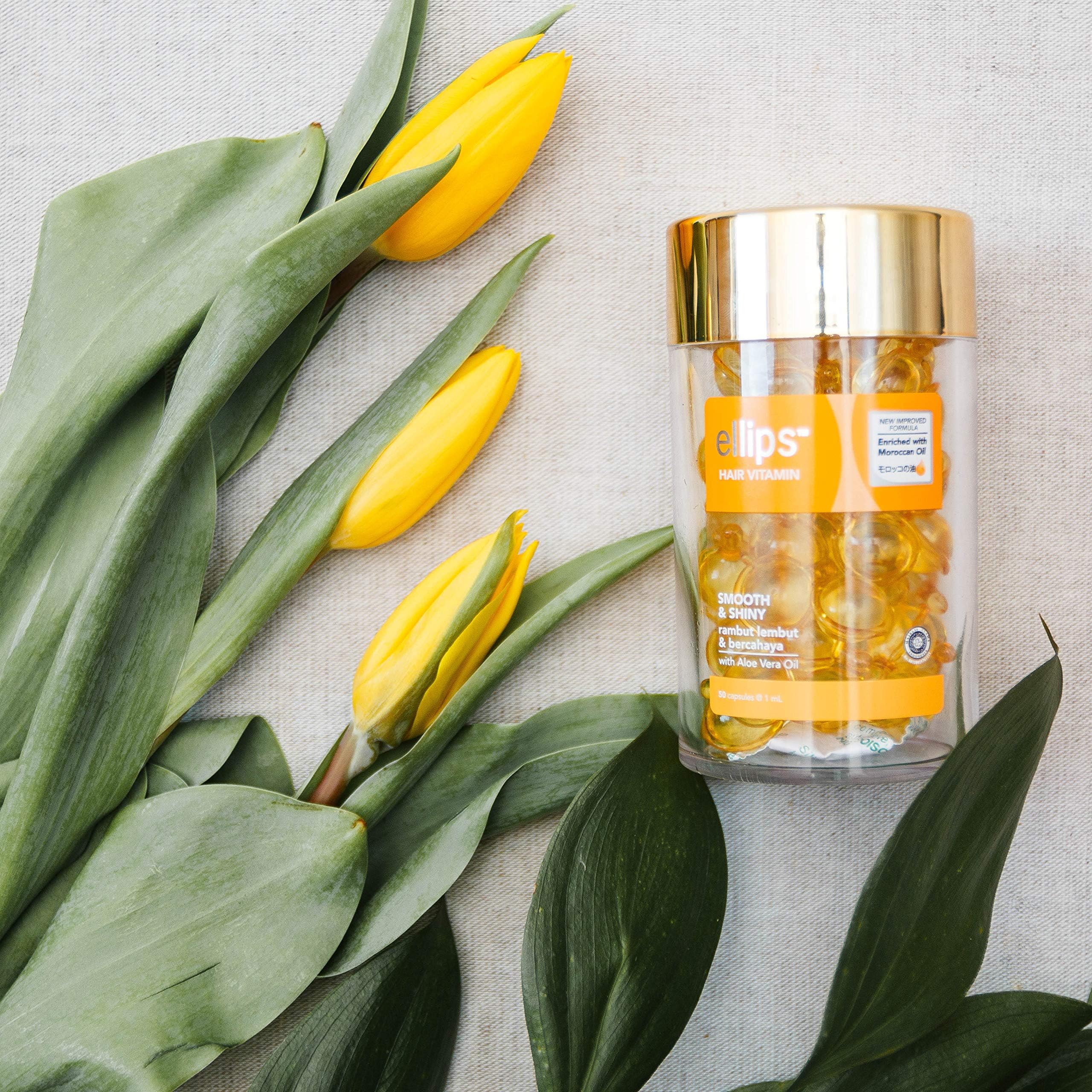 Ellips hair vitamin (smooth and shiny) - 1 jar (50 capsules). Original hair treatment oil from Indonesia