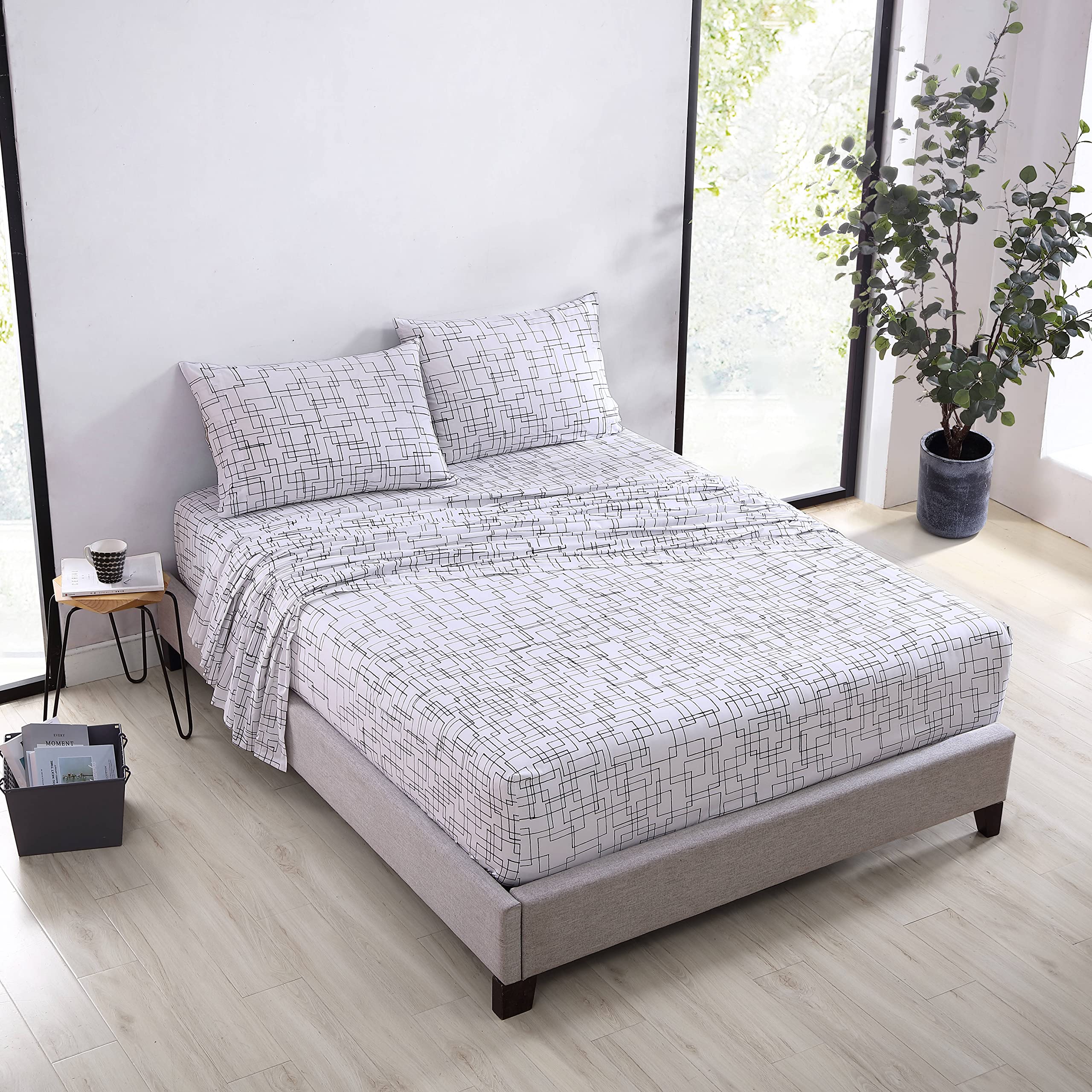 Marimekko - Queen Sheets, Cotton Percale Bedding Set, Crisp & Cool Home Decor (Sudenkorento, Queen)