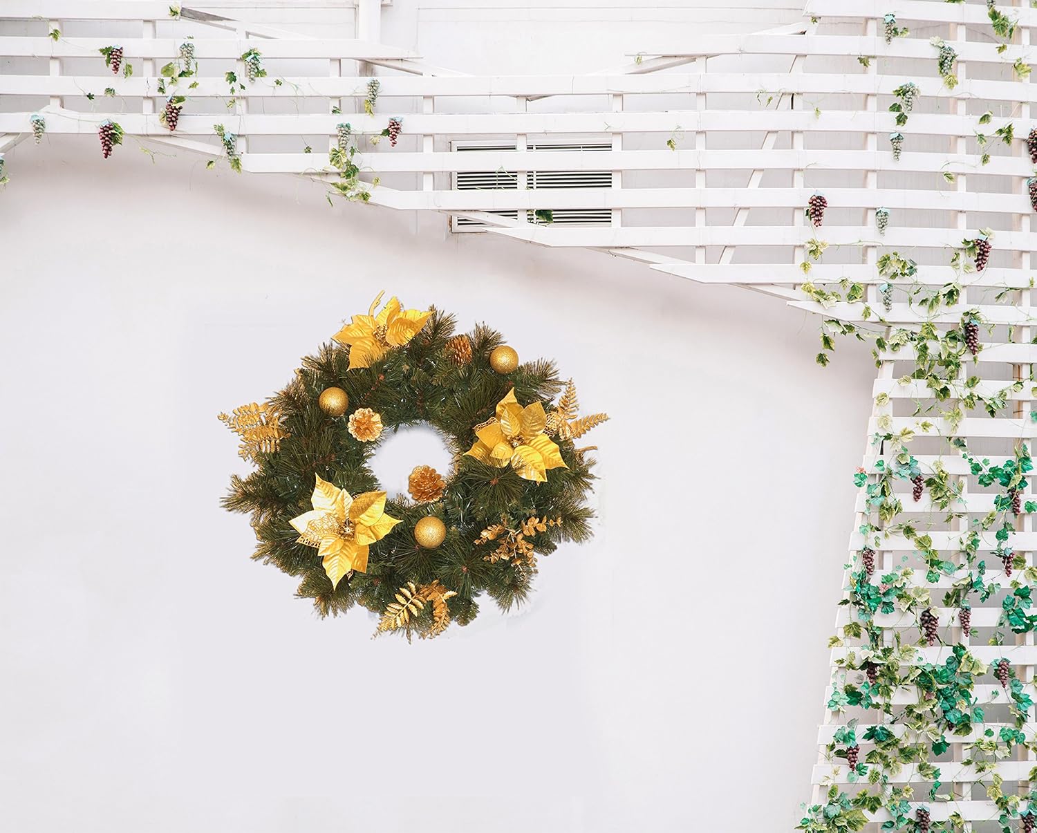 Christmas Decorations Pre Lit Christmas Wreath 36 Led Warm White Gold Decorations 24 Inch 60 Cm Mains Operated 5m 16ft Lead Cable Home Kitchen Seasonal Decor 36 Inch Pre Lit Christmas Wreath