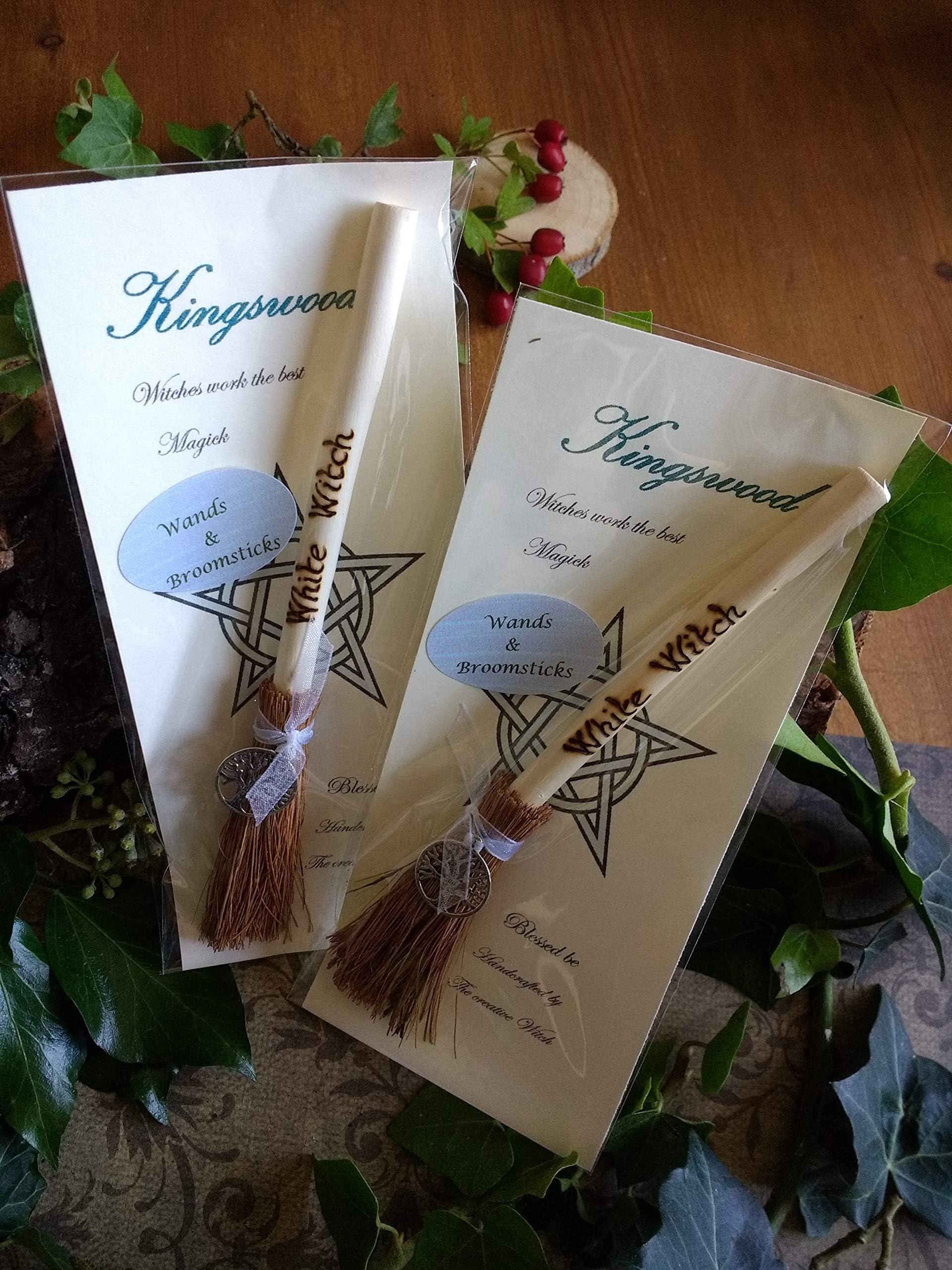 Small altar broom gift 'White Witch' 16cm long. 1 broom