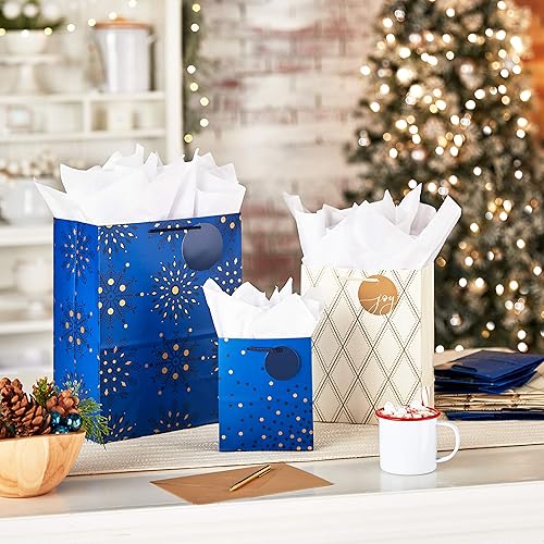 Hallmark Holiday Gift Bags Assorted Sizes (8 Bags: Small 6