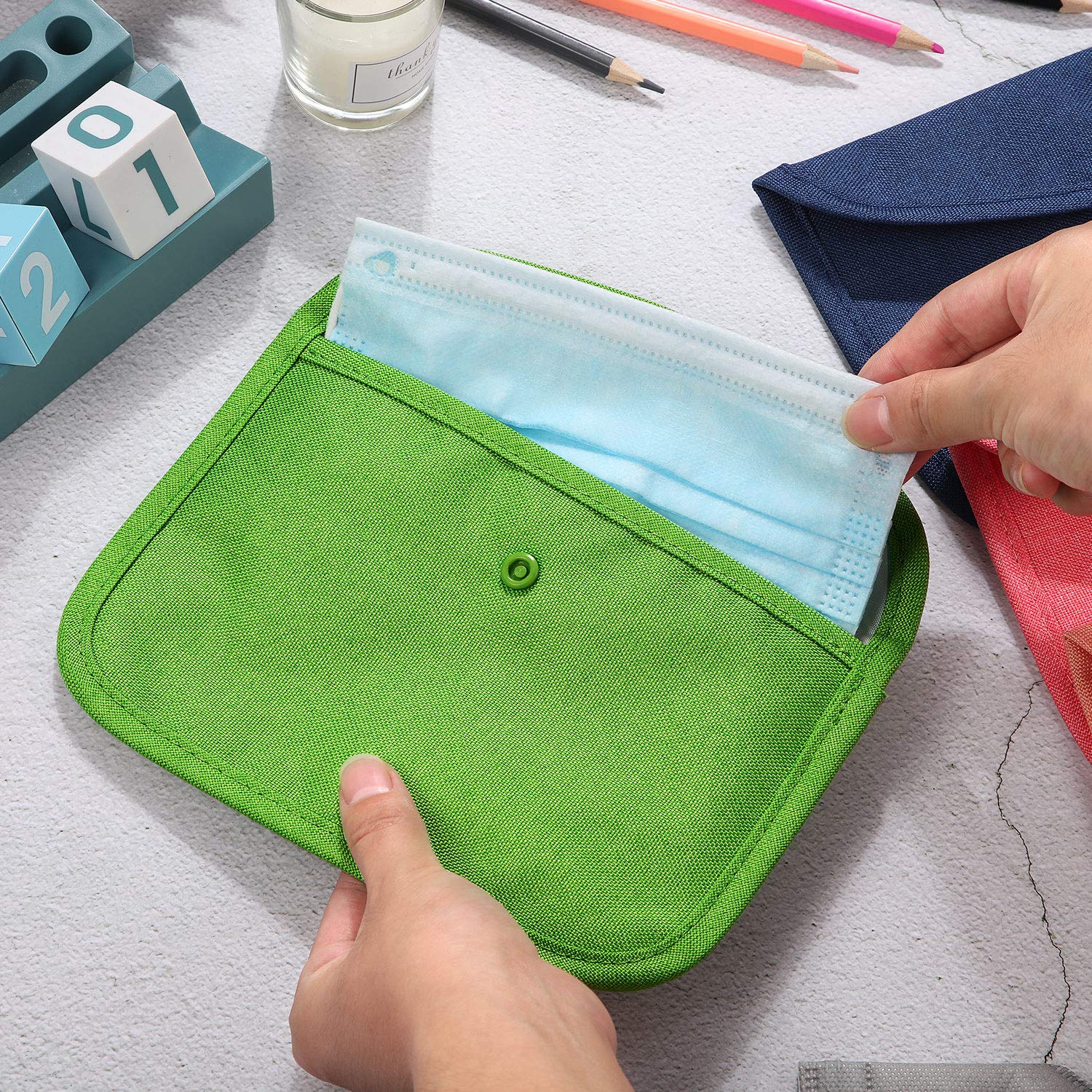 4 Pieces Portable Face Cover Storage Bags Cloth Face Cover Organizer Case Cosmetic Containers Face Covers Clips Pollution Prevention Bags (Navy Blue, Peachy Pink, Green and Pink)