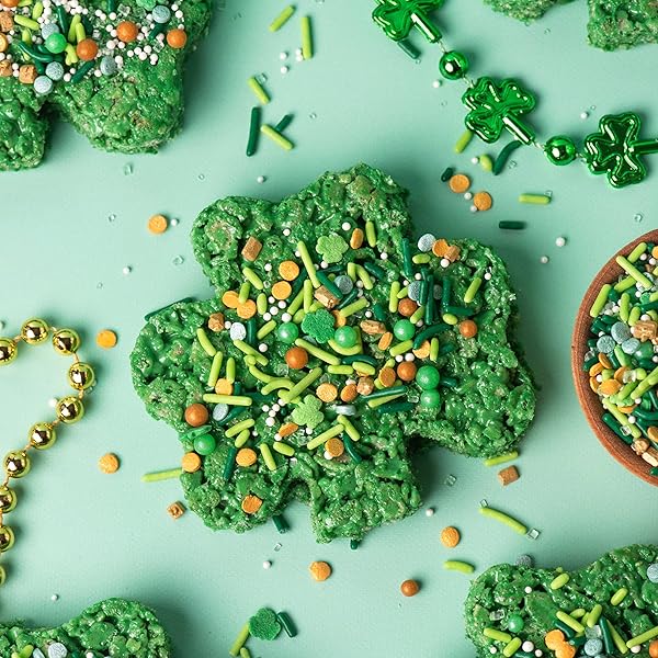 SWEETS INDEED ST PATRICKS DAY SPRINKLES – GREEN AND GOLD SHAMROCK CLOVER SPRINKLES FOR BAKING, CAKE DECORATING, CUPCAKES, COOKIES & DESSERTS – FESTIVE IRISH HOLIDAY SUGAR DECORATIONS – 4 OUNCES