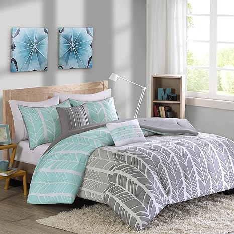 Buy Intelligent Design Adel Comforter Set Full Queen Size