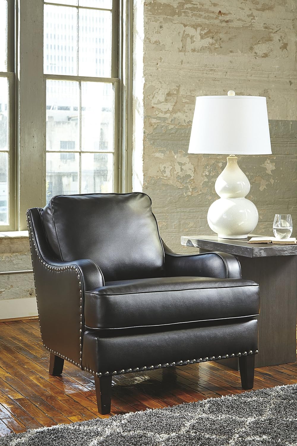 saffi table lamp