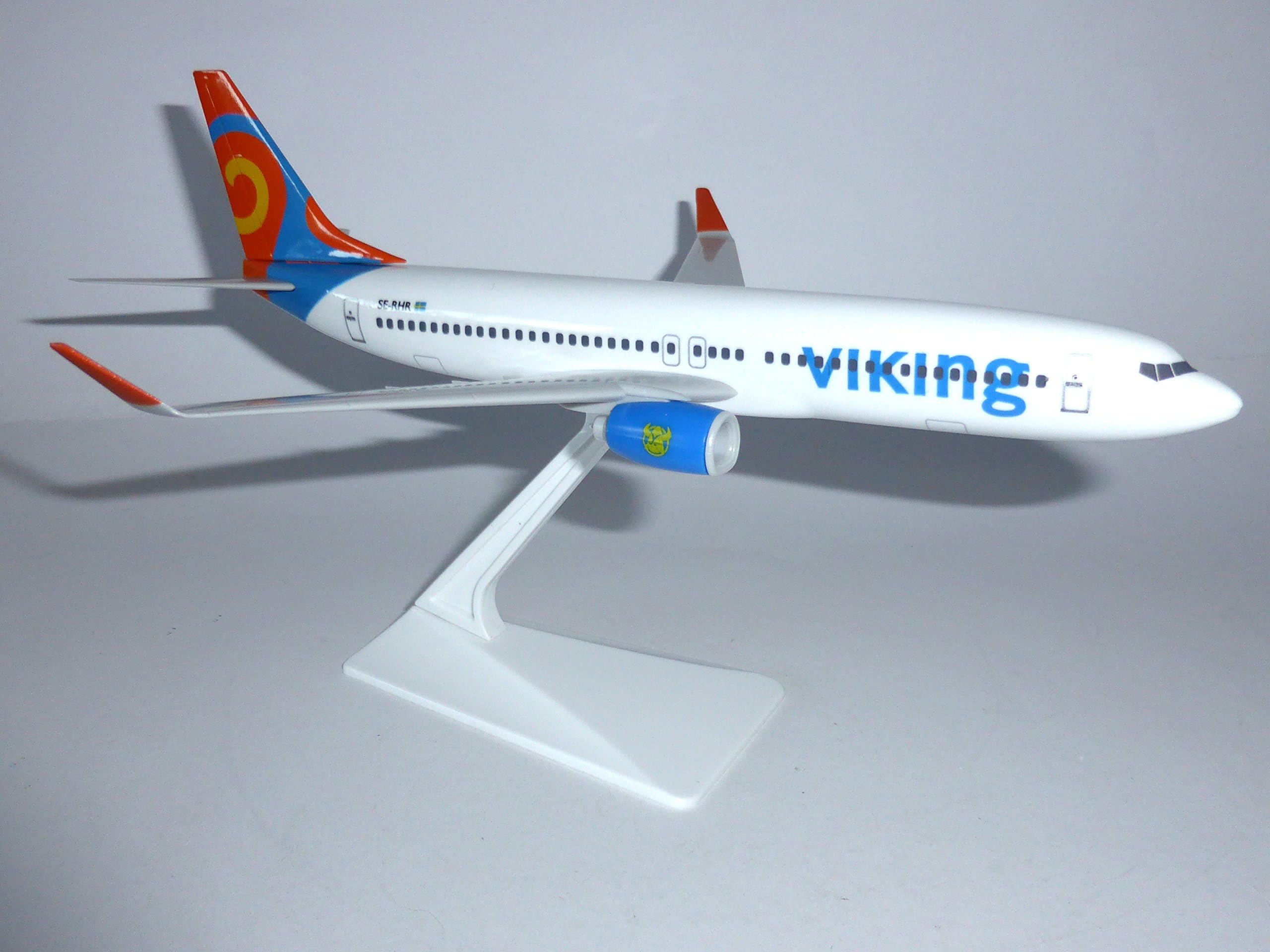 Boeing 737-800 Viking Airlines Sweden Snap Fit Type Desktop Model Scale 1:200