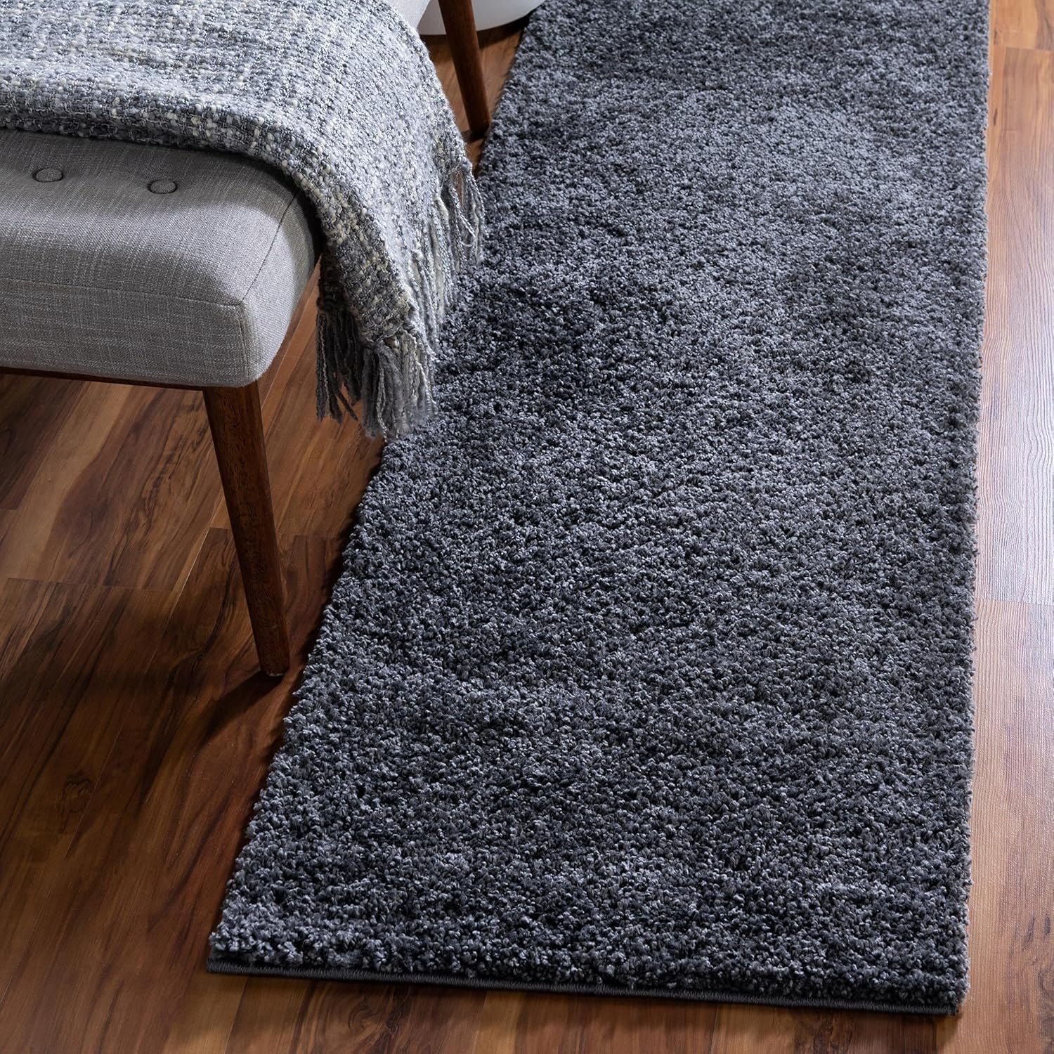 GULLAMBO Fluffy Shaggy Runner Rug – Soft, Non-Slip & Washable Long Pile Carpet for Hallways, Bedrooms, Stairs & Living Rooms – Perfect for High-Traffic Areas, Entryways & Landings