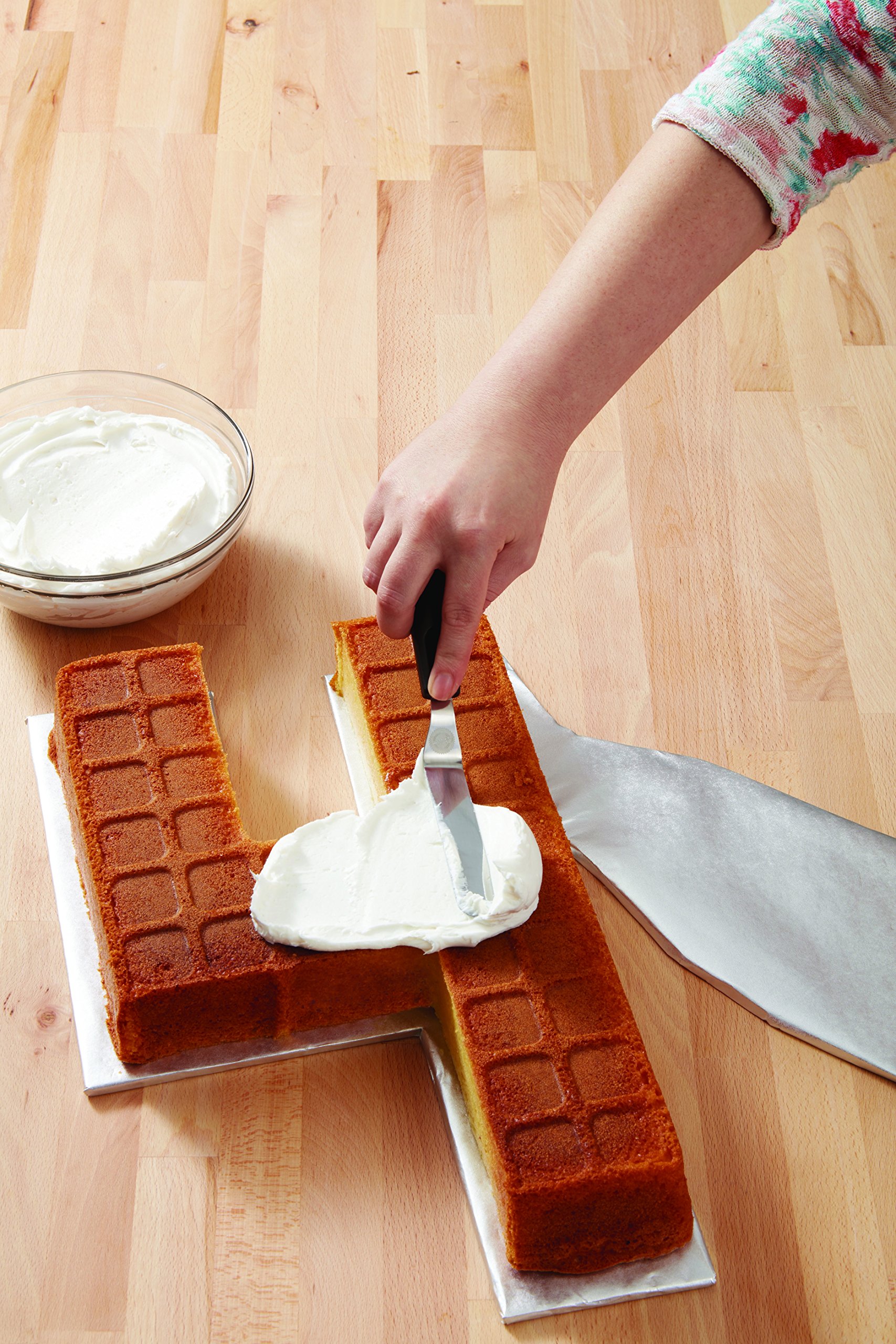 Wilton 21050801 Countless Celebrations Set, 10Piece Letter and Number