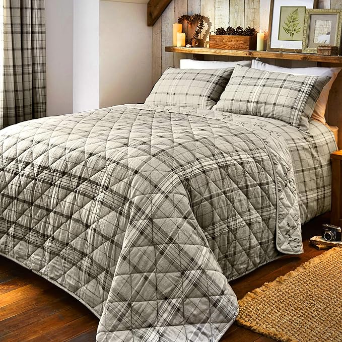 Ludlow 100 Brushed Cotton Traditional Tartan Check Face and Stag