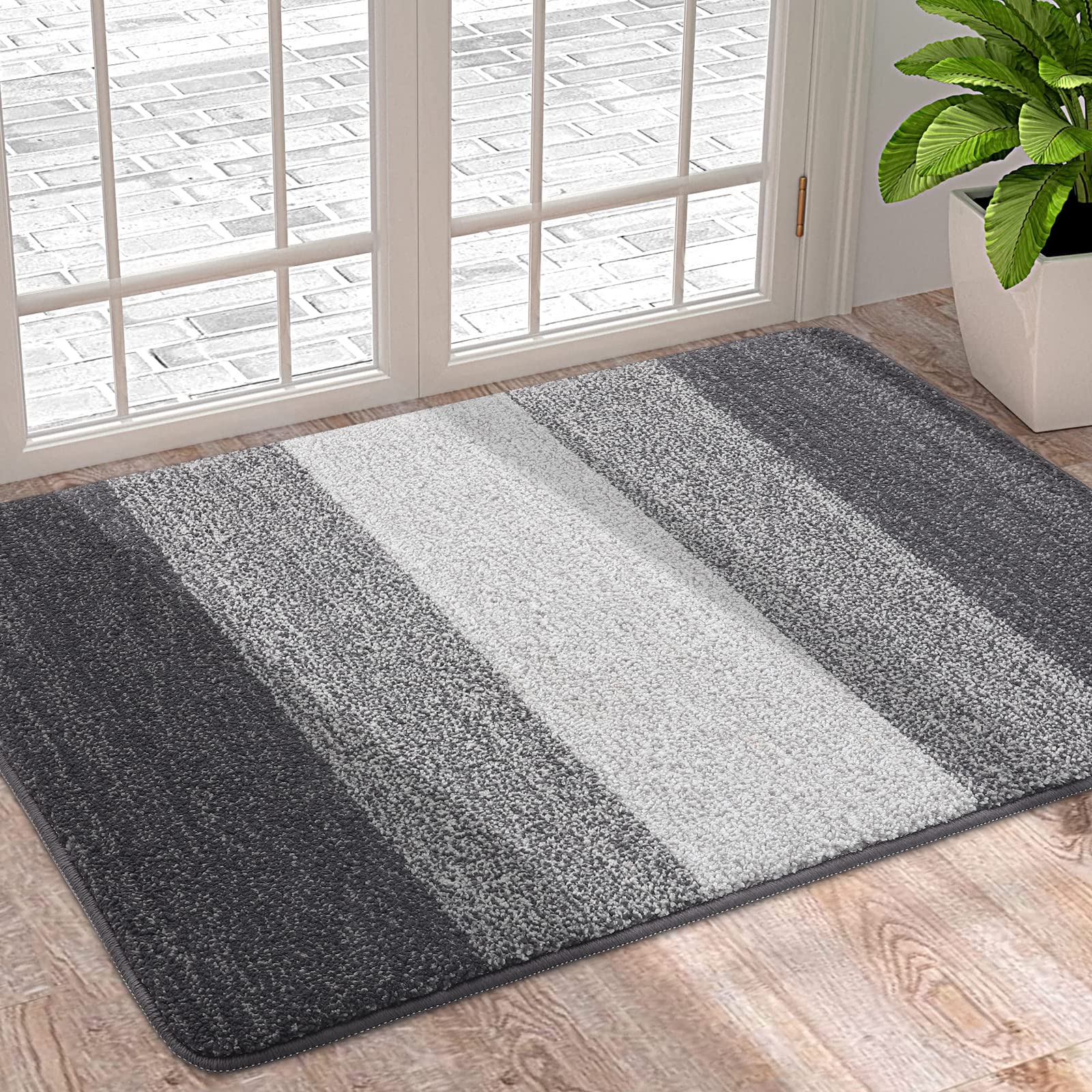 Homaxy Door Mats Indoor, Machine Washable Soft Doormats, Dirt Trapper Super Absorbent Entrance Rug, Non-slip Floor Mats For Inside, Front Back Door, Pets and Dogs (43 X 76 cm, Grey)