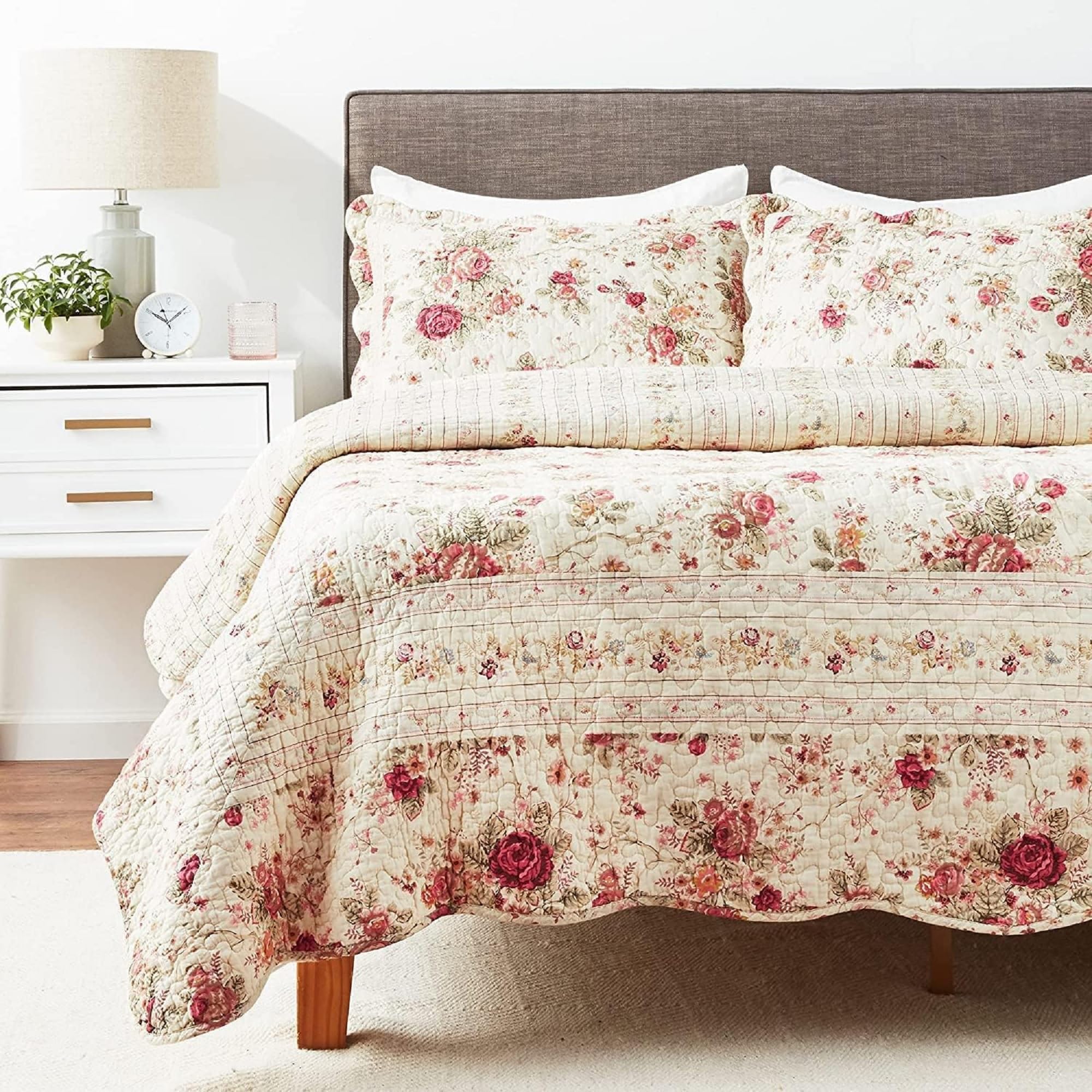 thumbnail image 2 of Antique Rose King 3-Piece Quilt Set - Shabby Chic Cream & Pink Floral Cottage Bedding 2 of 6
