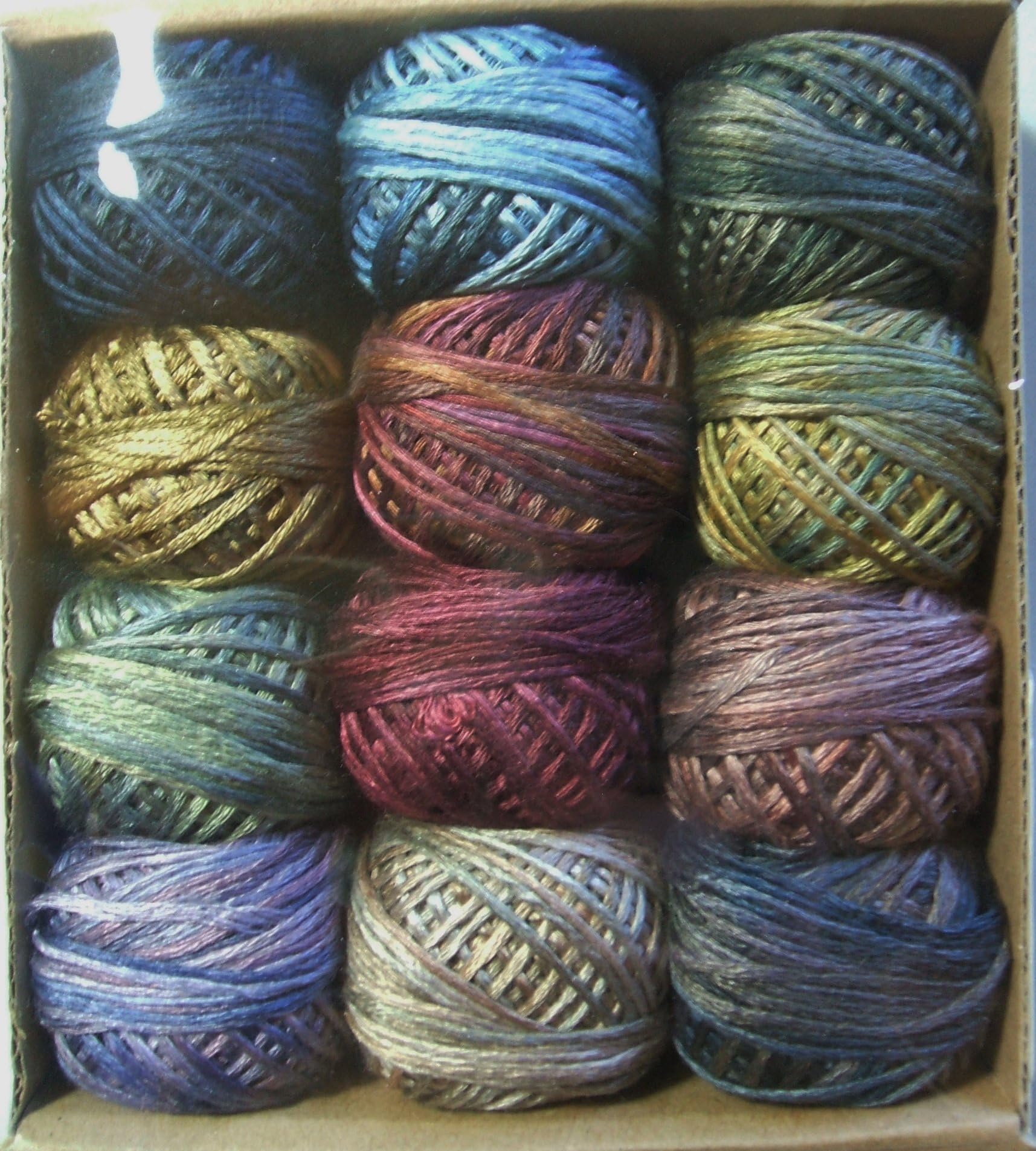 Valdani Luxury Silk Floss Primitive Silks 6 Strand Thread Hand-Dyed 12 Spool VAK1004