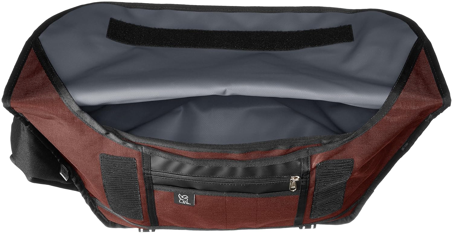 messenger bag with seat belt buckle