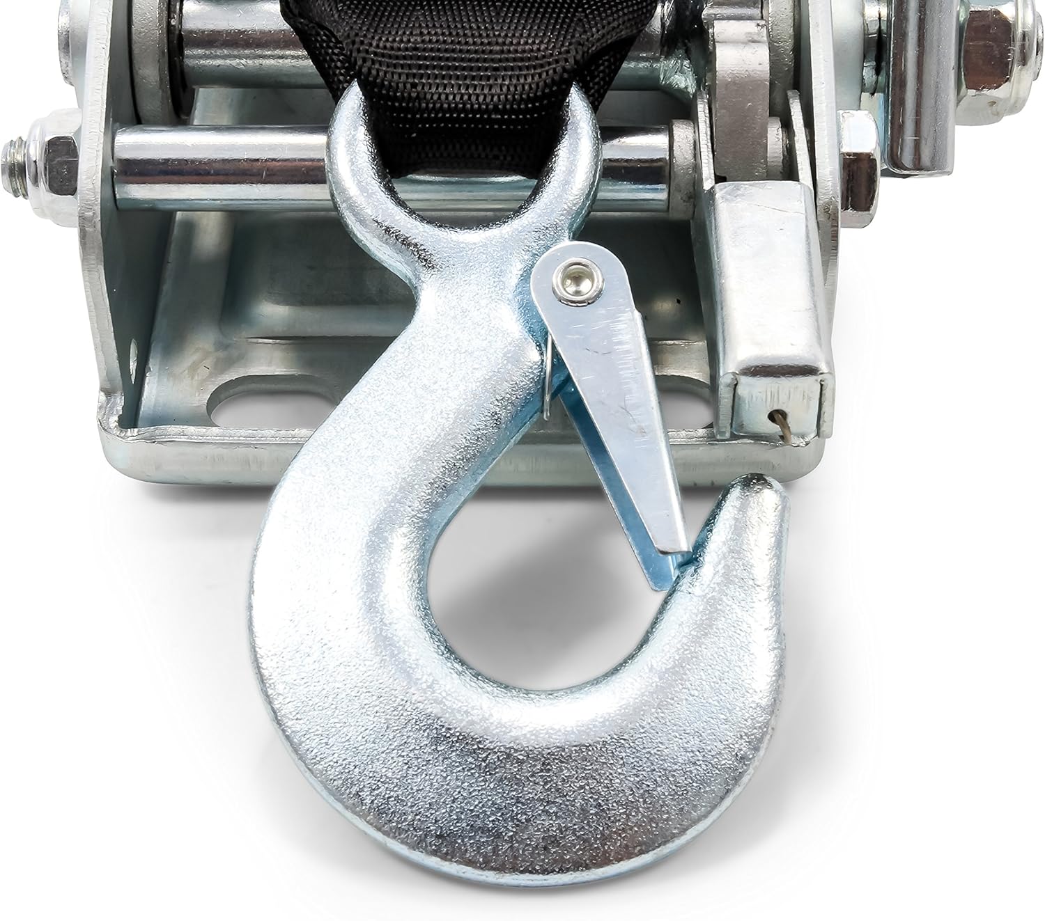Camco Heavy Duty Steel Marine Towing Winch- Corrosion Resistant | 1,2000 lb Capacity| Durable Gears Resist Wear & Tear| Resilient & UV Resistant 20’ Strap - (50001): Automotive