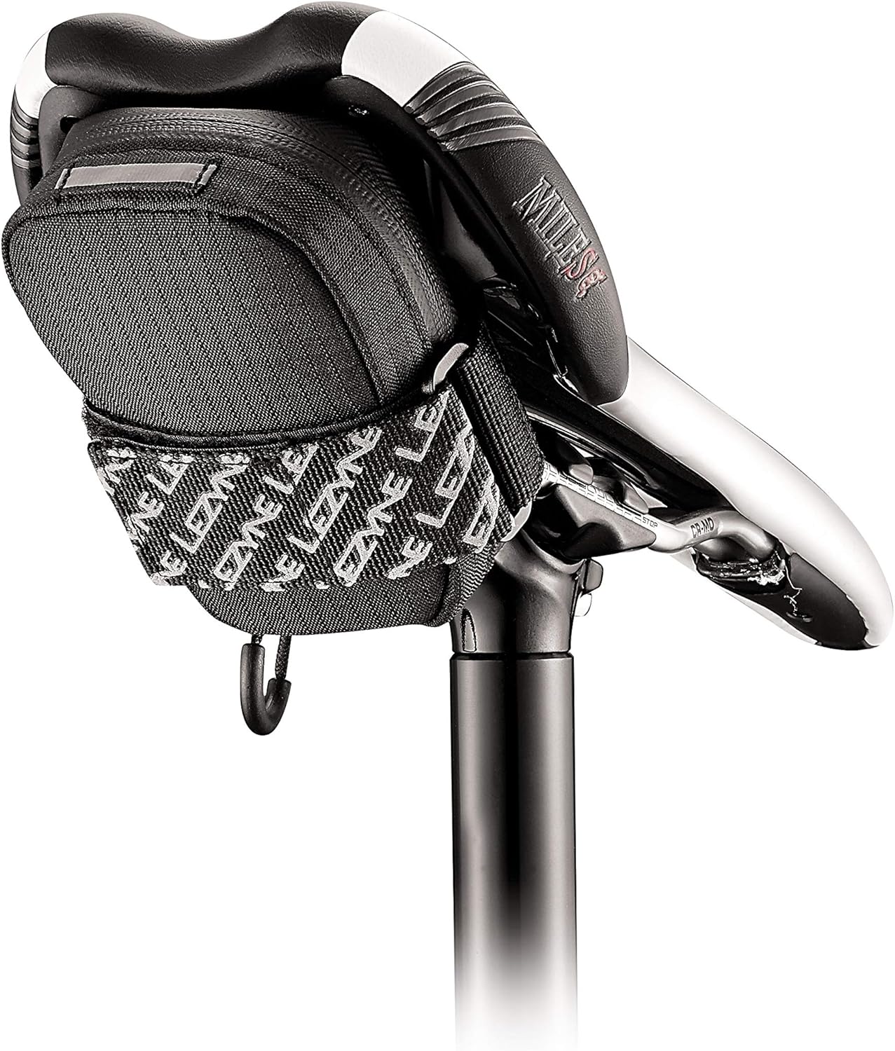 lezyne saddle roll