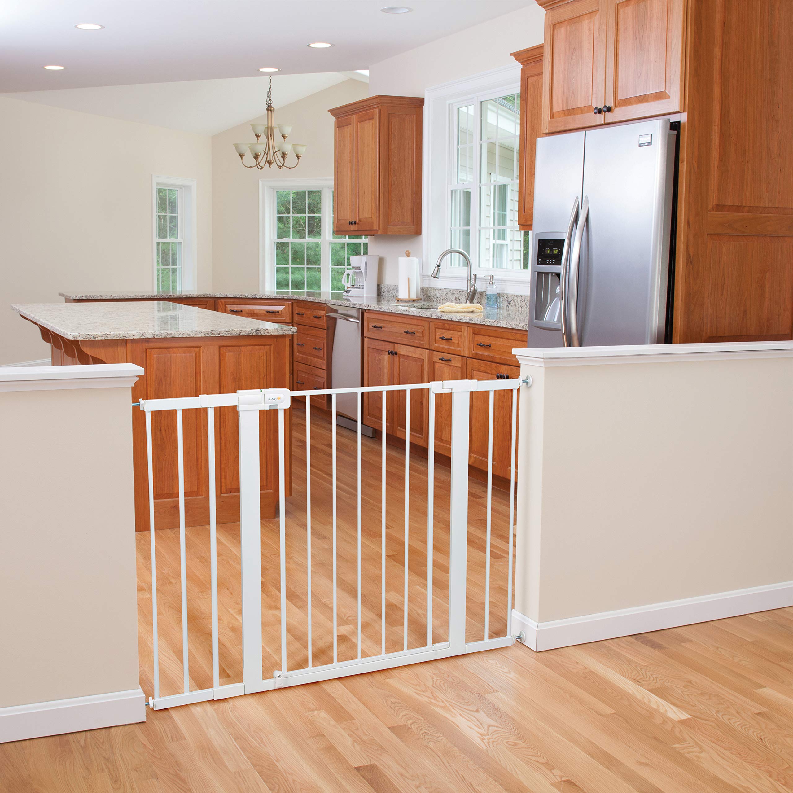 Safety 1st Easy Install Extra Tall and Wide Baby Gate with Pressure Mount Fastening, Pack of 1