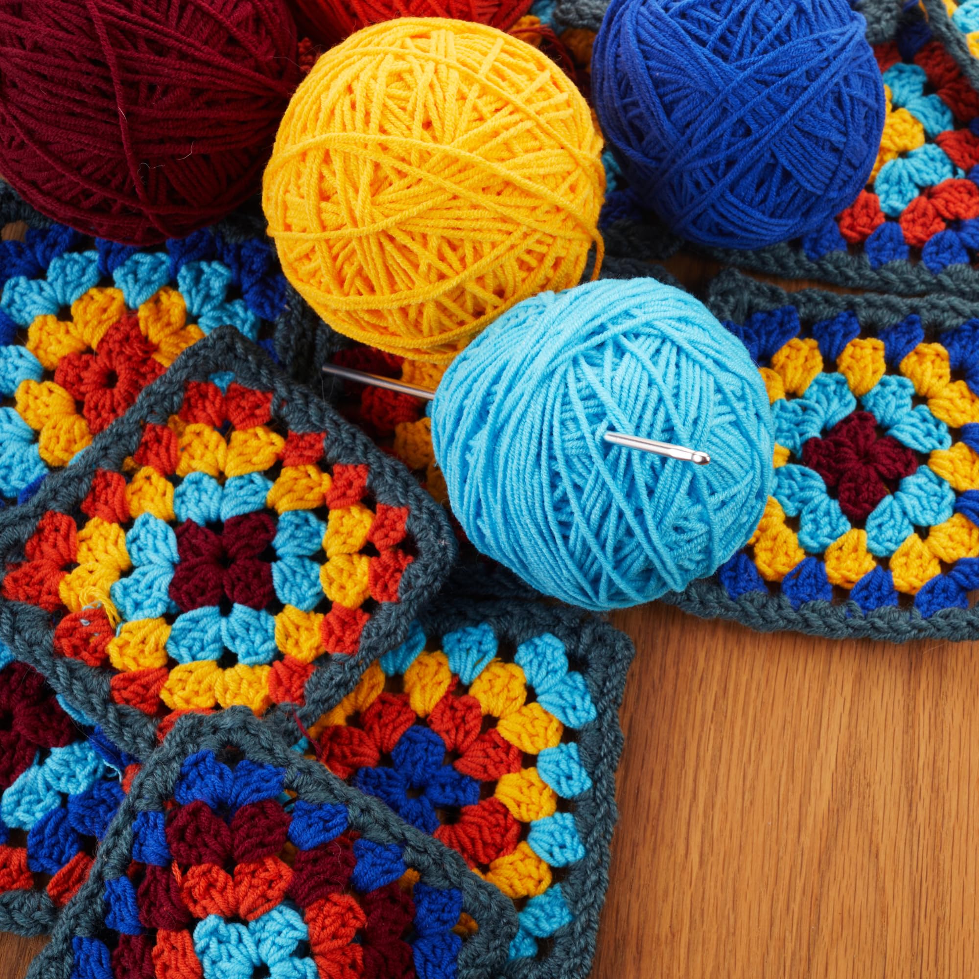 Leisure Arts Granny Squares Bk, None