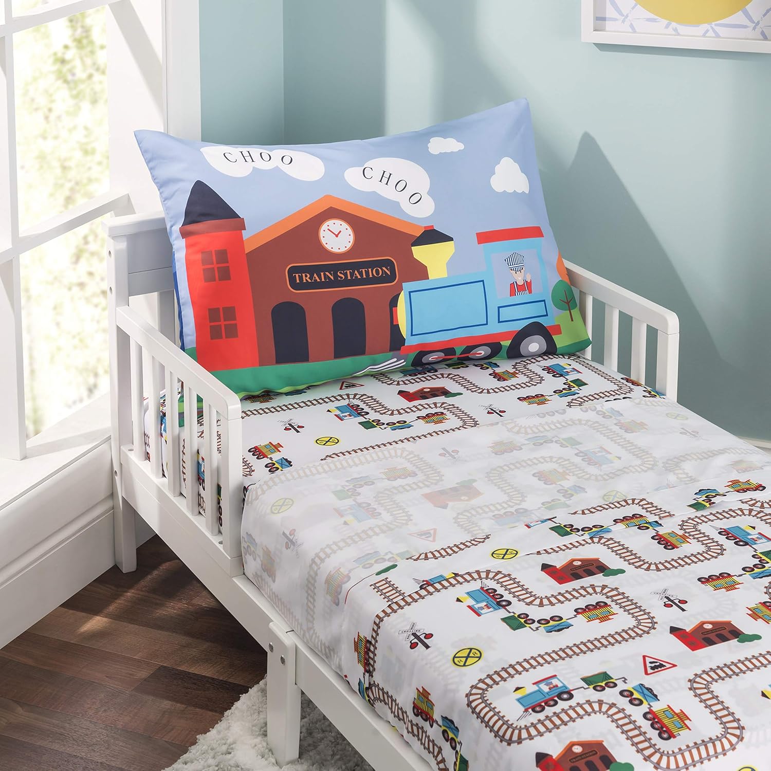 Best Everyday Kids 3 Piece Crib Bedding Set Choo Choo