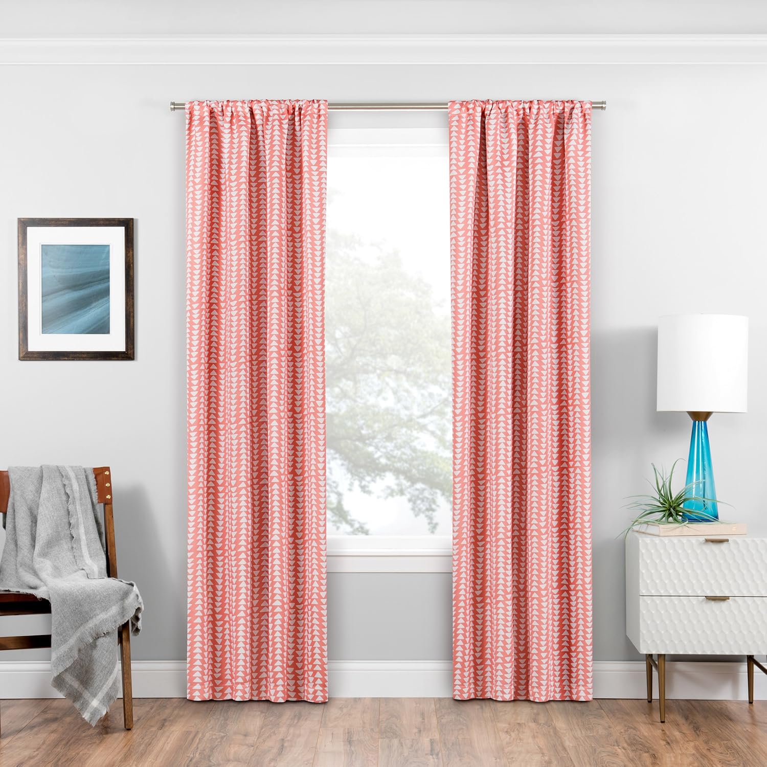Amazon Com Eclipse Room Darkening Curtains For Bedroom Naya 37