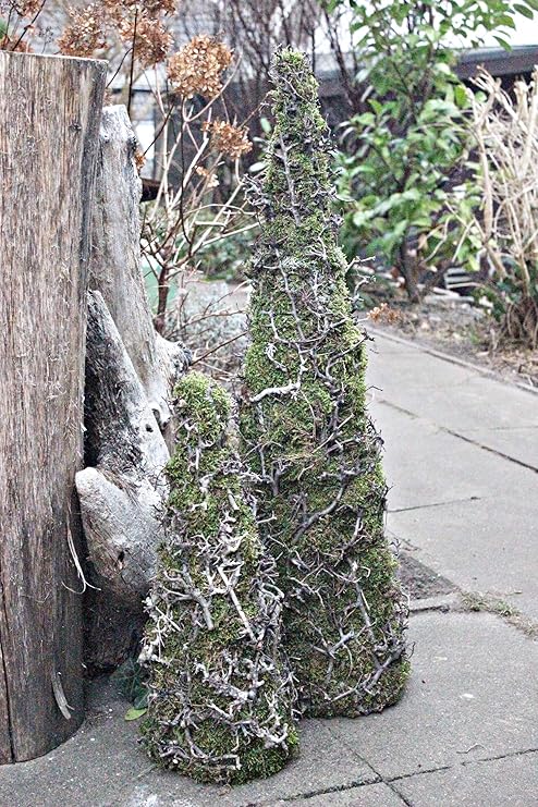 Homeclassics mittlerer 50 cm Hoch Weiden Kranz in Form Einer Pyramide Pyramidenbaum Kegelbaum Kranz Moos Garten Deko