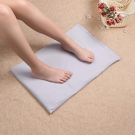 Amazon Arttranson バスマット 珪藻土 風呂マット 三等分 柔らかい砂畑の心地 吸水 消臭 速乾 防カビ 抗菌滑り止め カバー付き ライトグレー 浴室足ふきマット ホーム キッチン オンライン通販