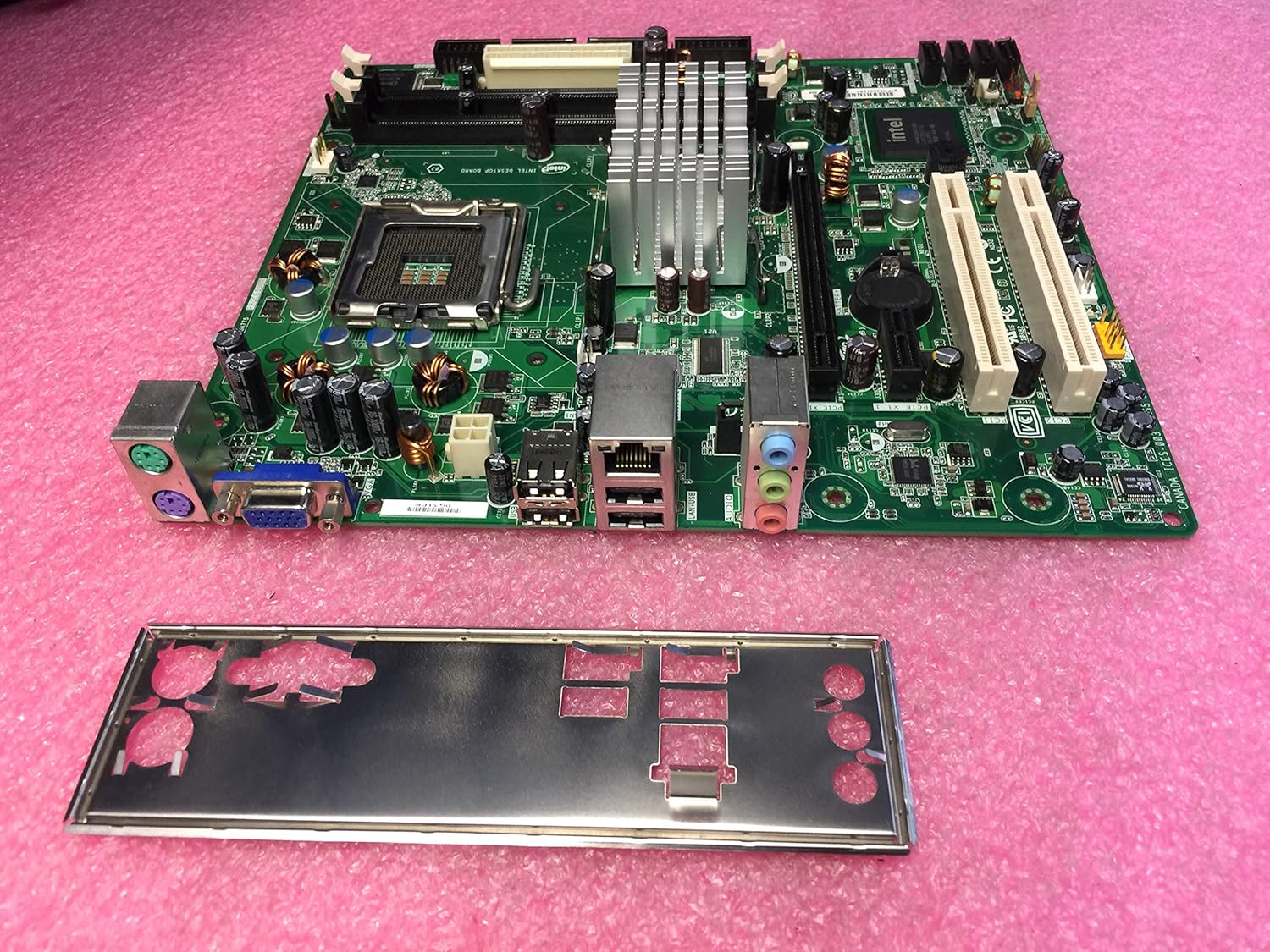 Desktop board