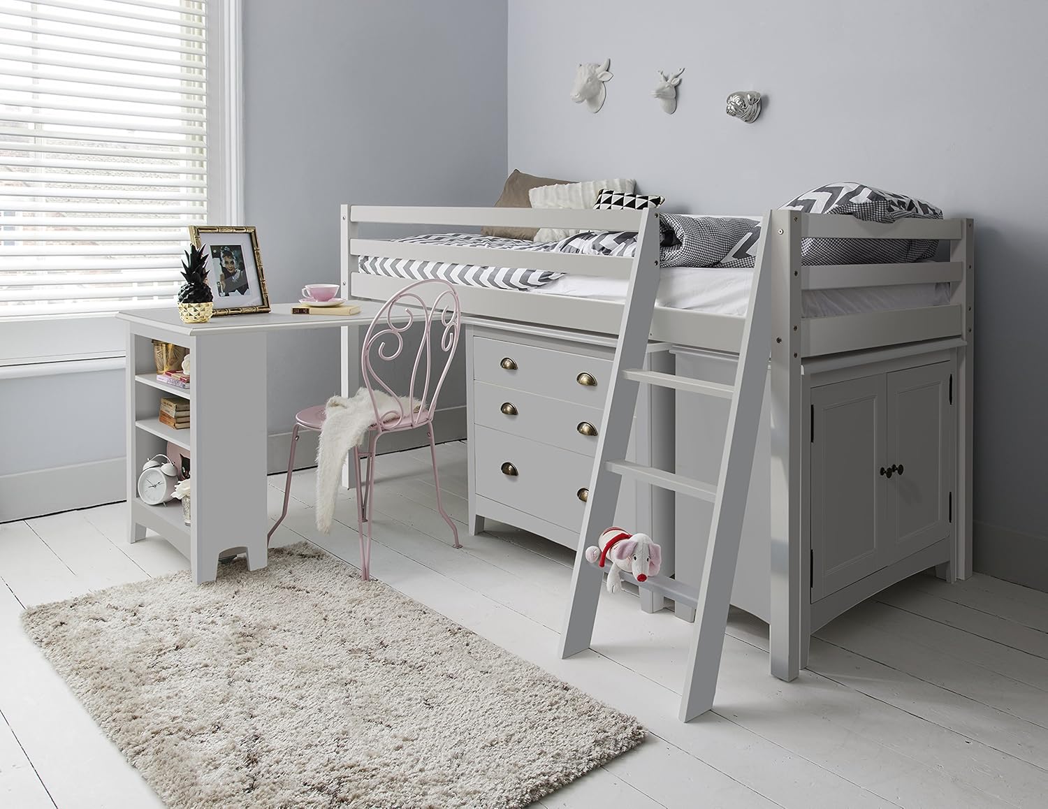 noa and nani cabin bed with desk