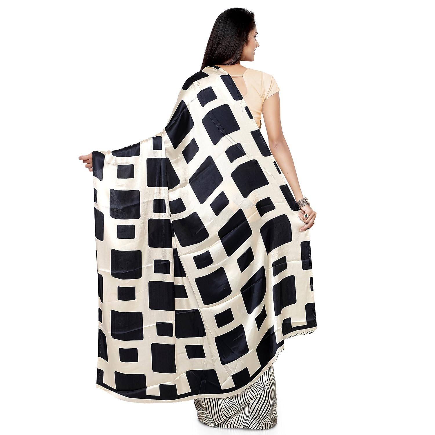 applecreation crepe saree with blouse piece