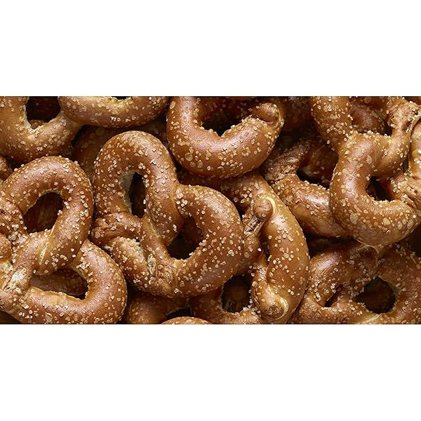 SNYDER’S OF HANOVER SOURDOUGH HARD PRETZELS, 1.5 OUNCE