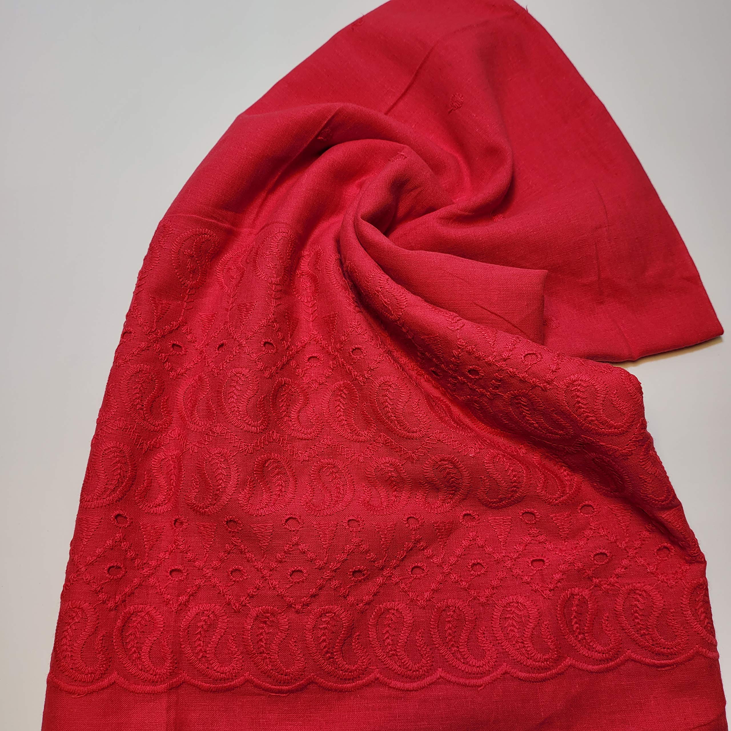 TEXTILE STATION New 100% Cotton Lawn Broderie Anglaise Embroidery Dress Craft Fabric 44" (Cerise)